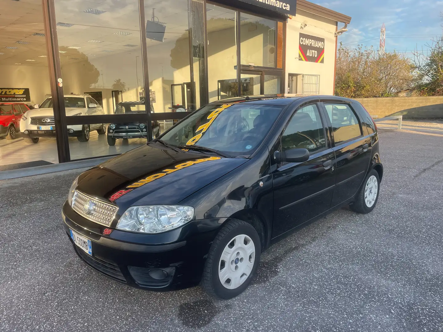 Fiat Punto Punto II 5p 1.2 natural power X NEOPATENTATI Noir - 1