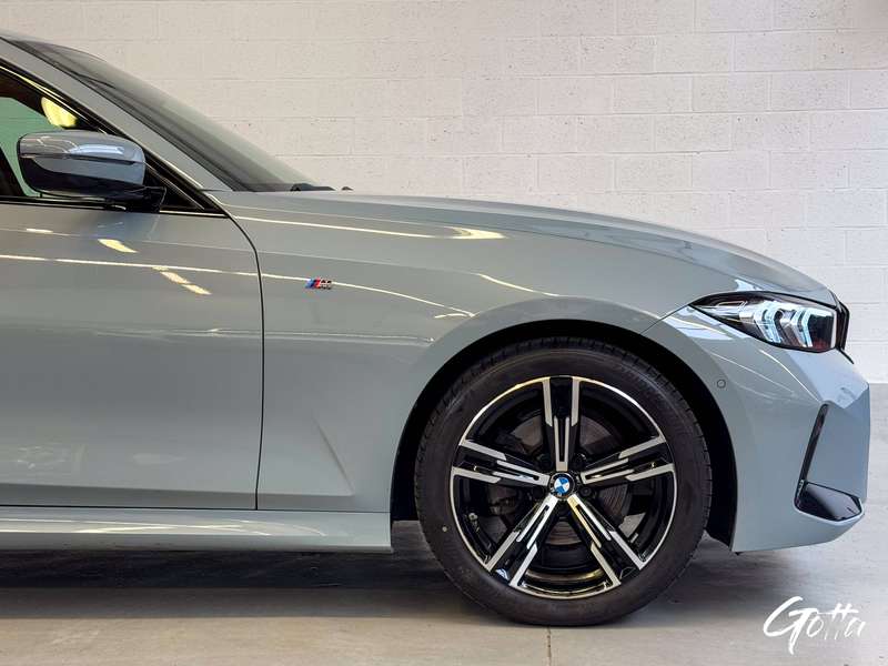 Photo du véhicule BMW 318