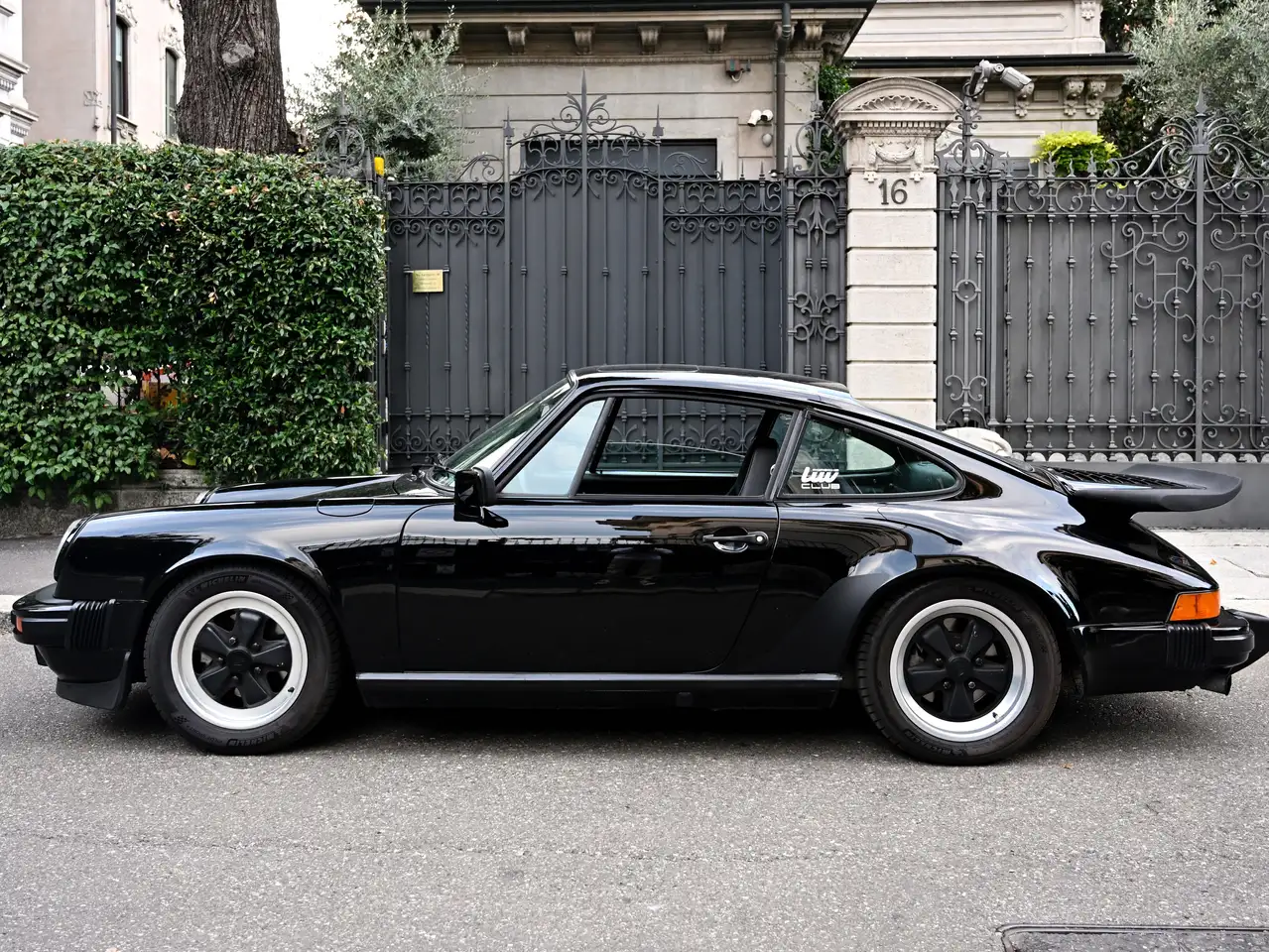 Porsche 911 Coupe SC 3.2 con ASI, foto 3