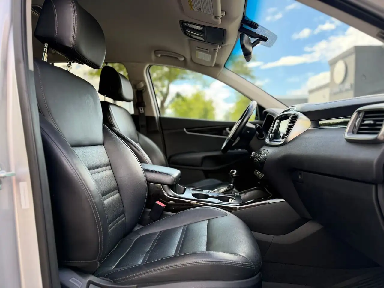 Kia Sorento photo Kia Sorento