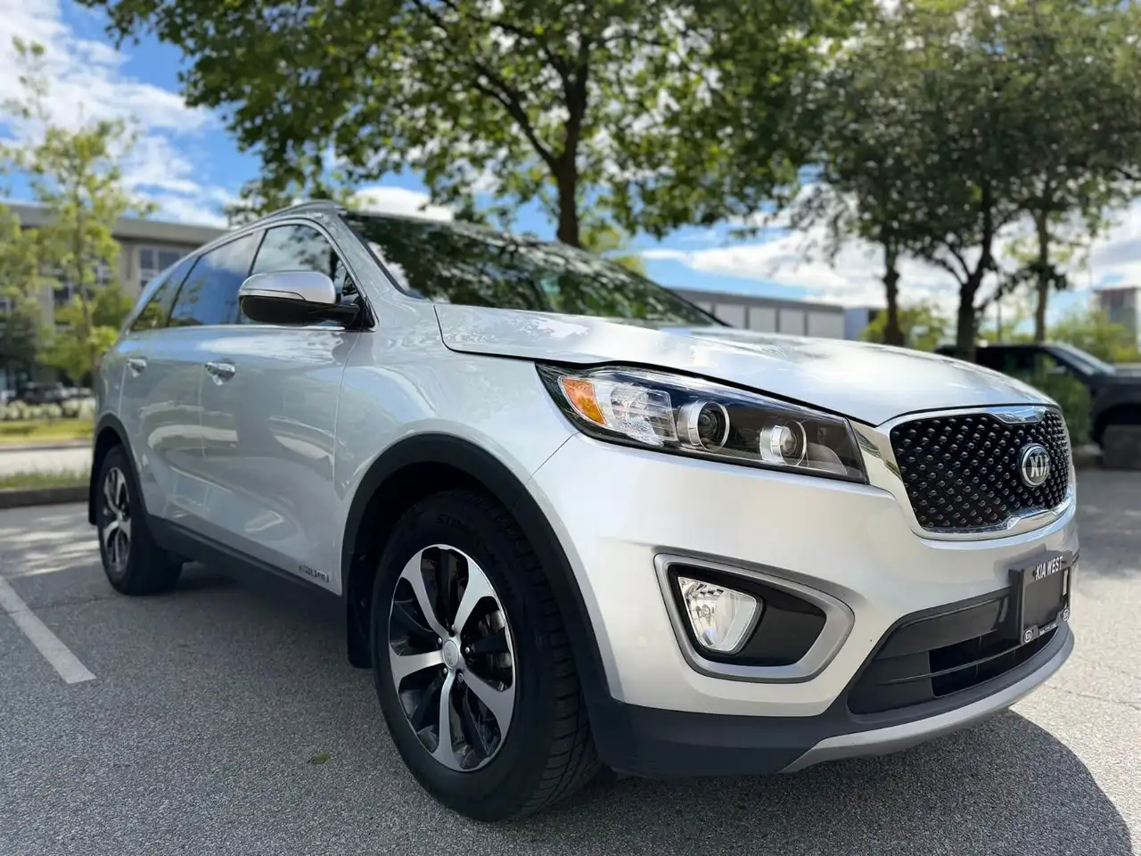 Kia Sorento photo Kia Sorento