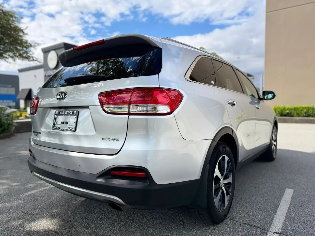 Kia Sorento photo Kia Sorento
