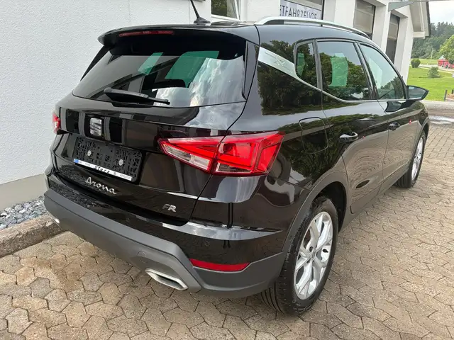 Seat Arona view 3