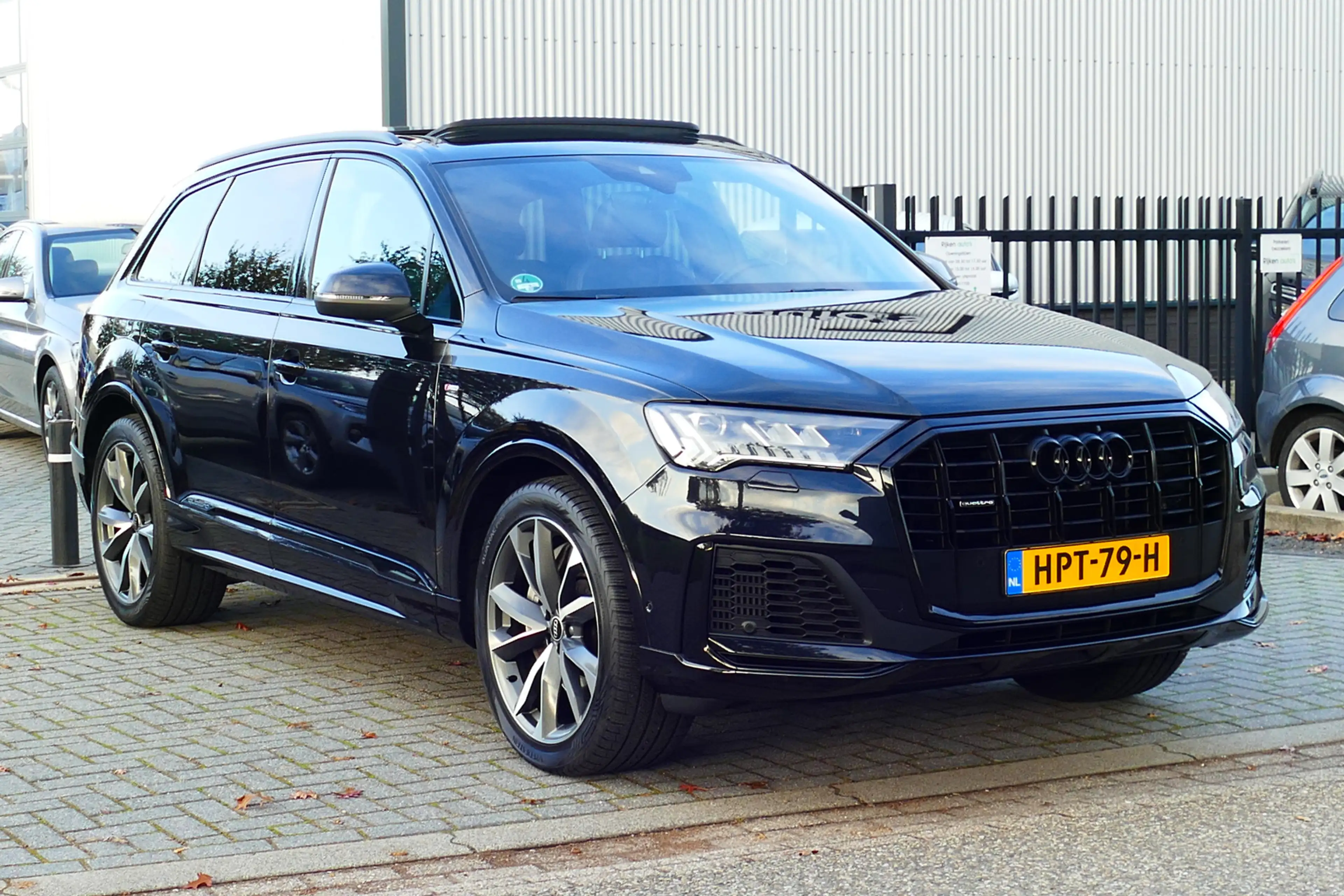 Audi Q7 55 TFSI e quattro Pro Line S-Line. Panodak, Luchtv