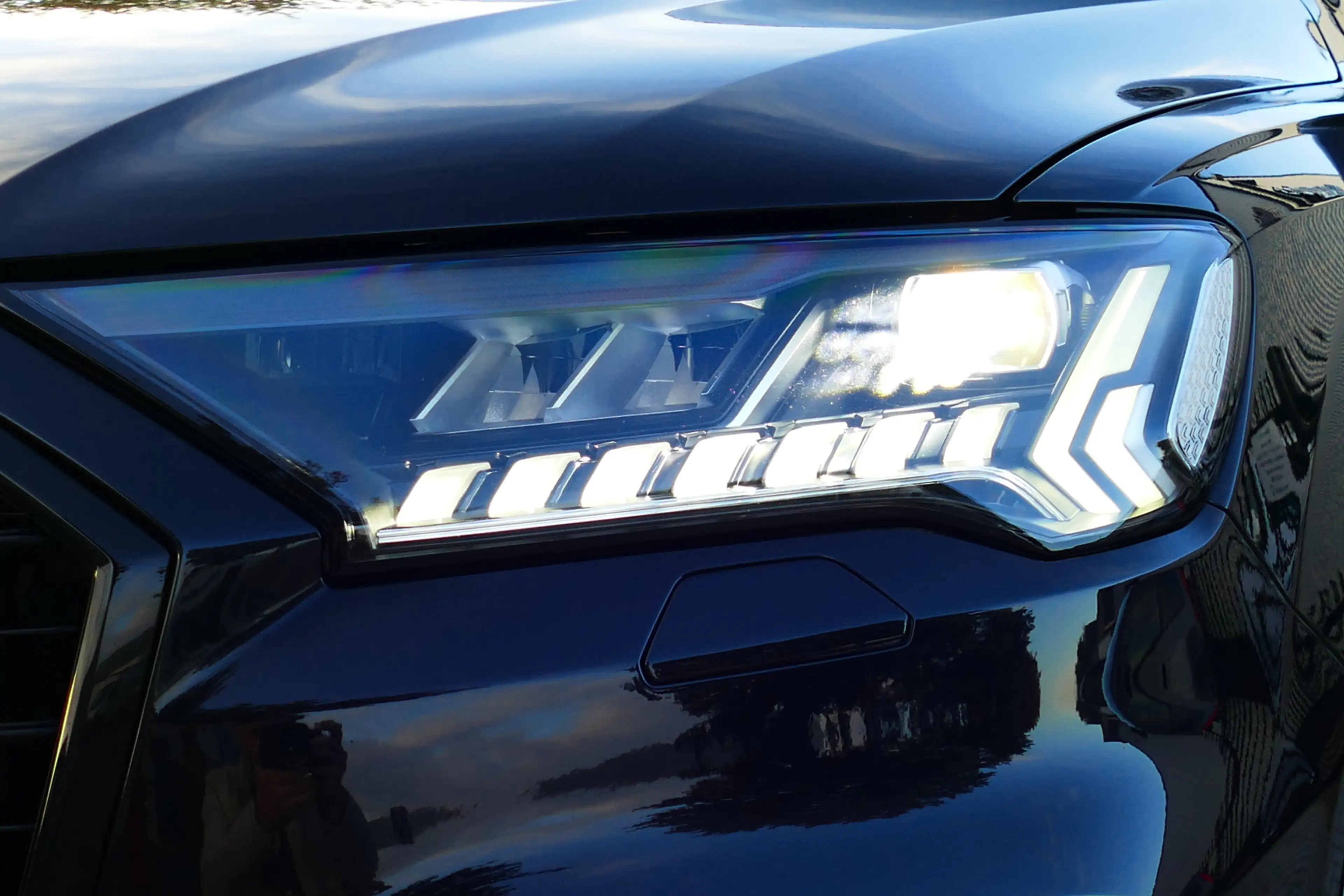Audi Q7 55 TFSI e quattro Pro Line S-Line. Panodak, Luchtv — photo 19