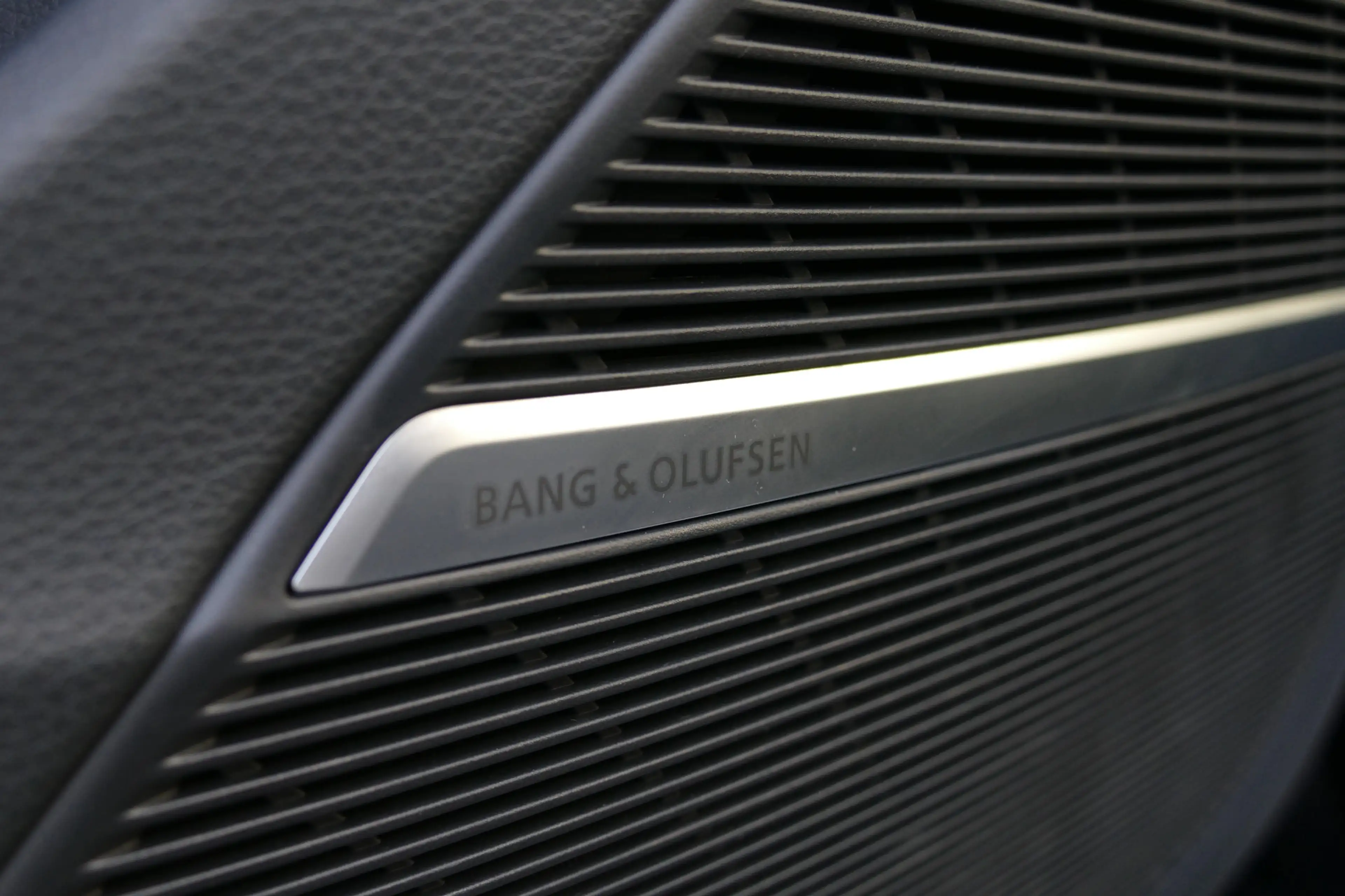 Audi Q7 55 TFSI e quattro Pro Line S-Line. Panodak, Luchtv — photo 37