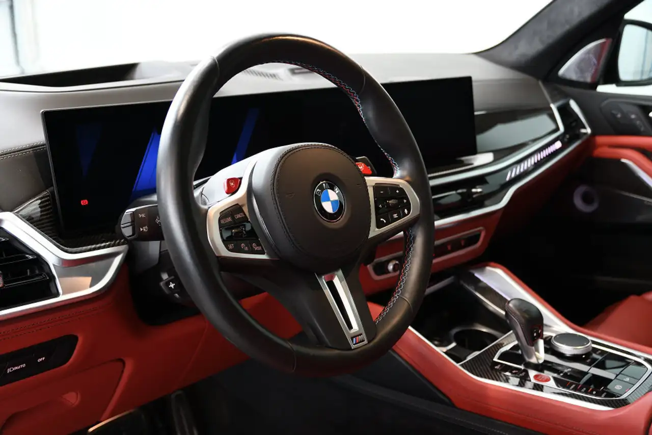 BMW X5 M снимка BMW X5 M