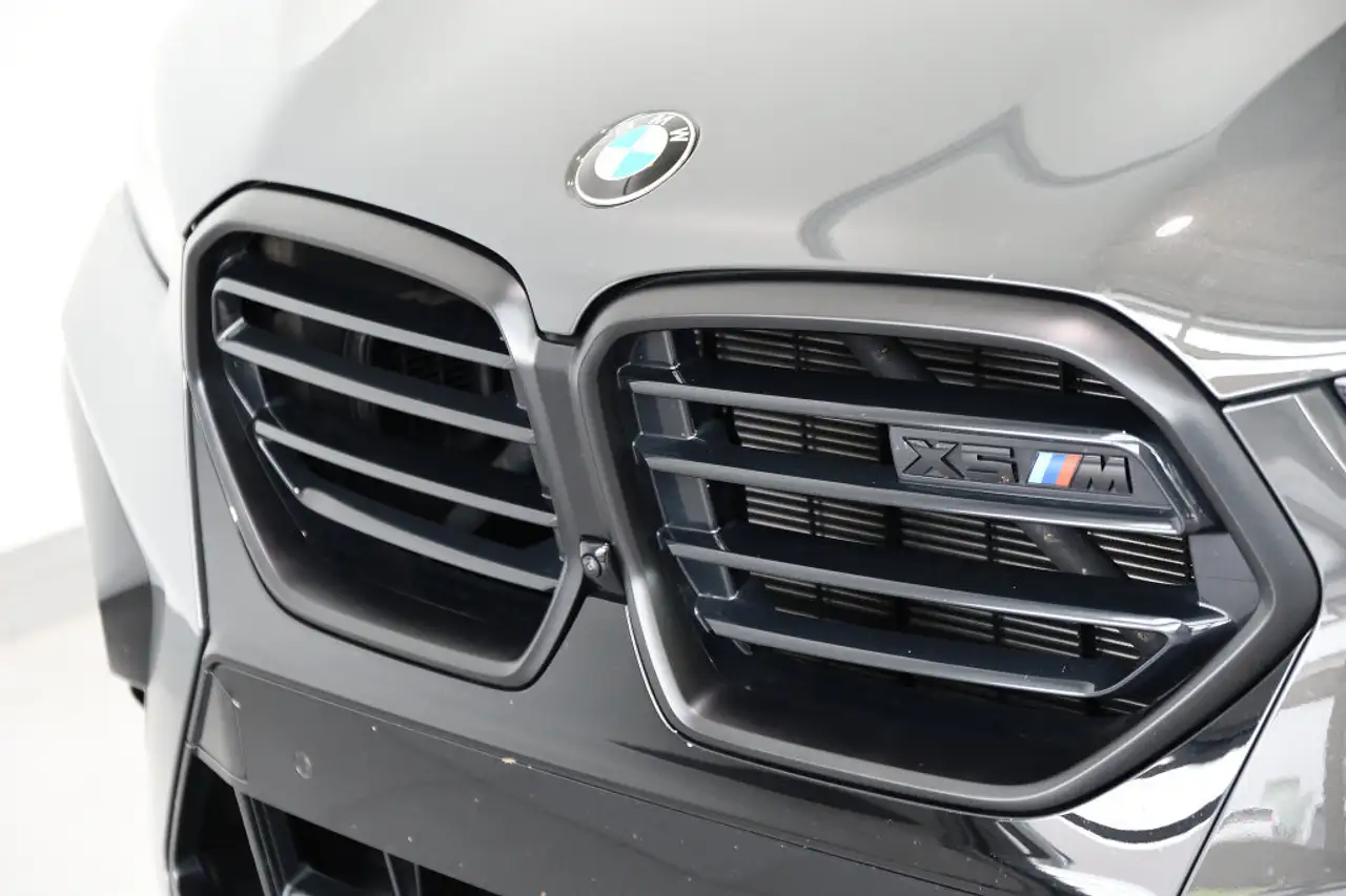 BMW X5 M снимка BMW X5 M