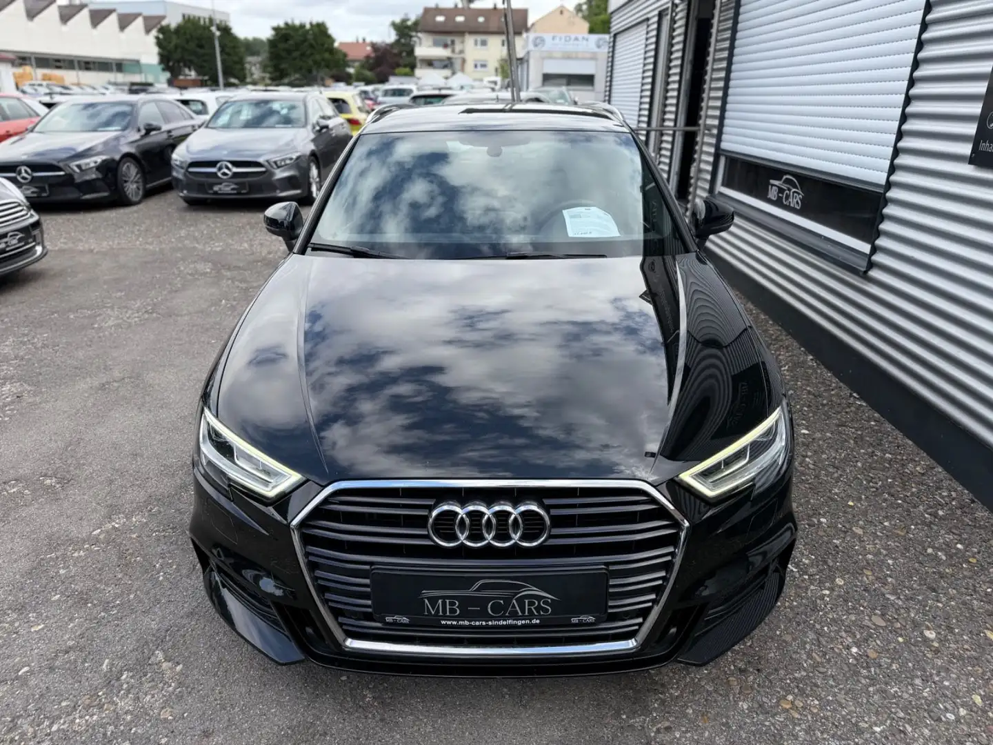 Audi A3 Sportback 35 TFSI S line*LED*VIRTUAL*NAVI Zwart - 2