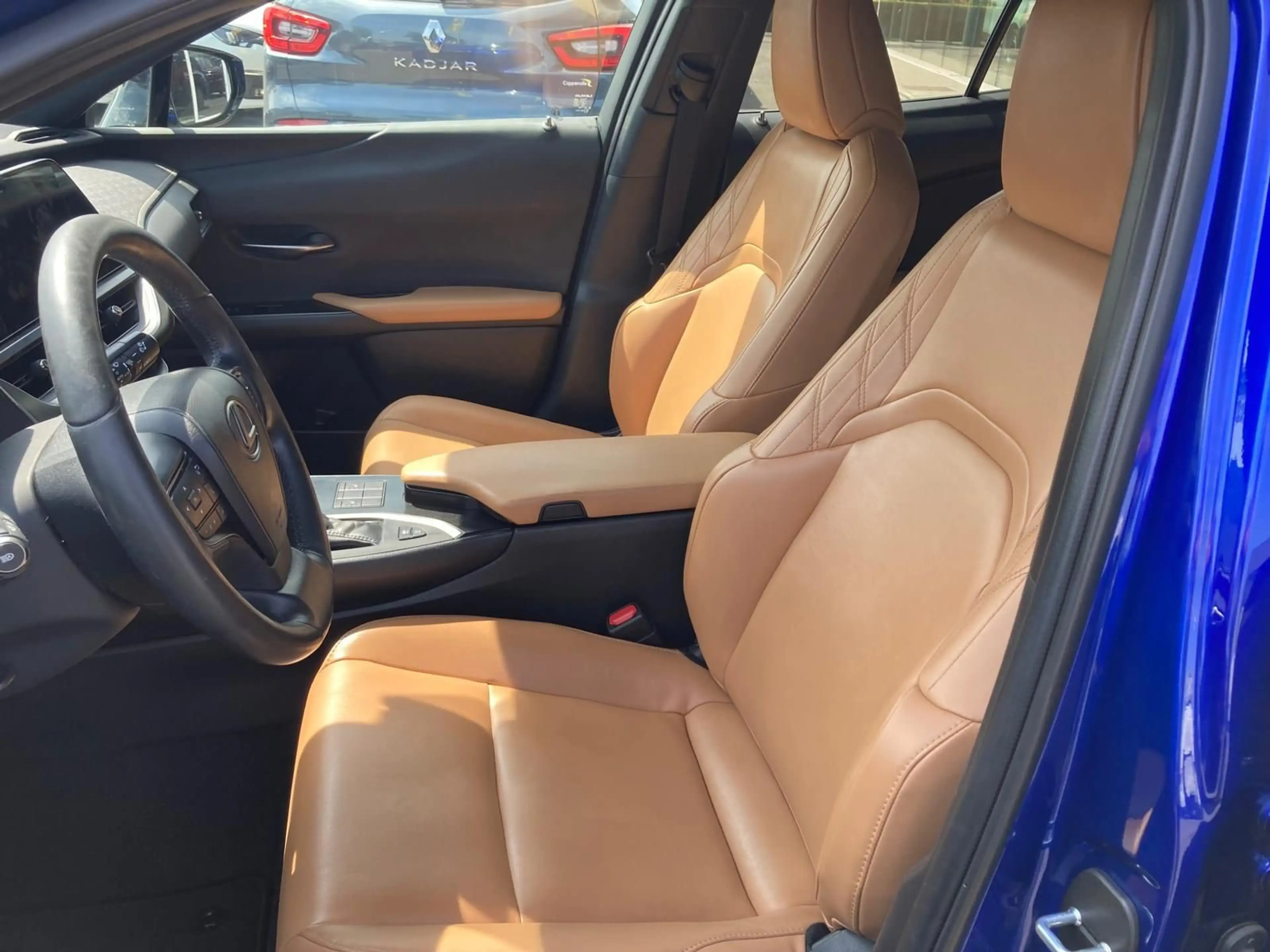 Lexus UX 250h 250h F Sport Design — photo 14