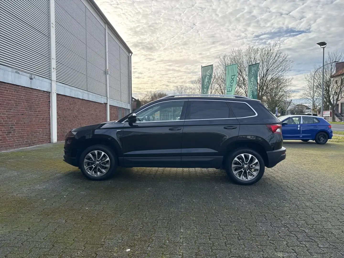 Skoda Karoq 1.0 TSI Clever OPF (EURO 6d) Klima Einparkhilfe Noir - 2