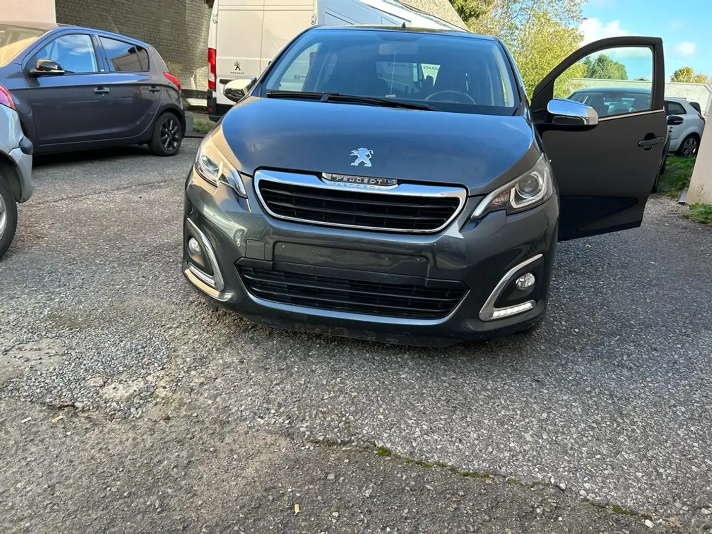 Peugeot 108 108 1.0 VTi Allure (EU6.2) 12 MOIS DE GARANTIE Grijs - 1