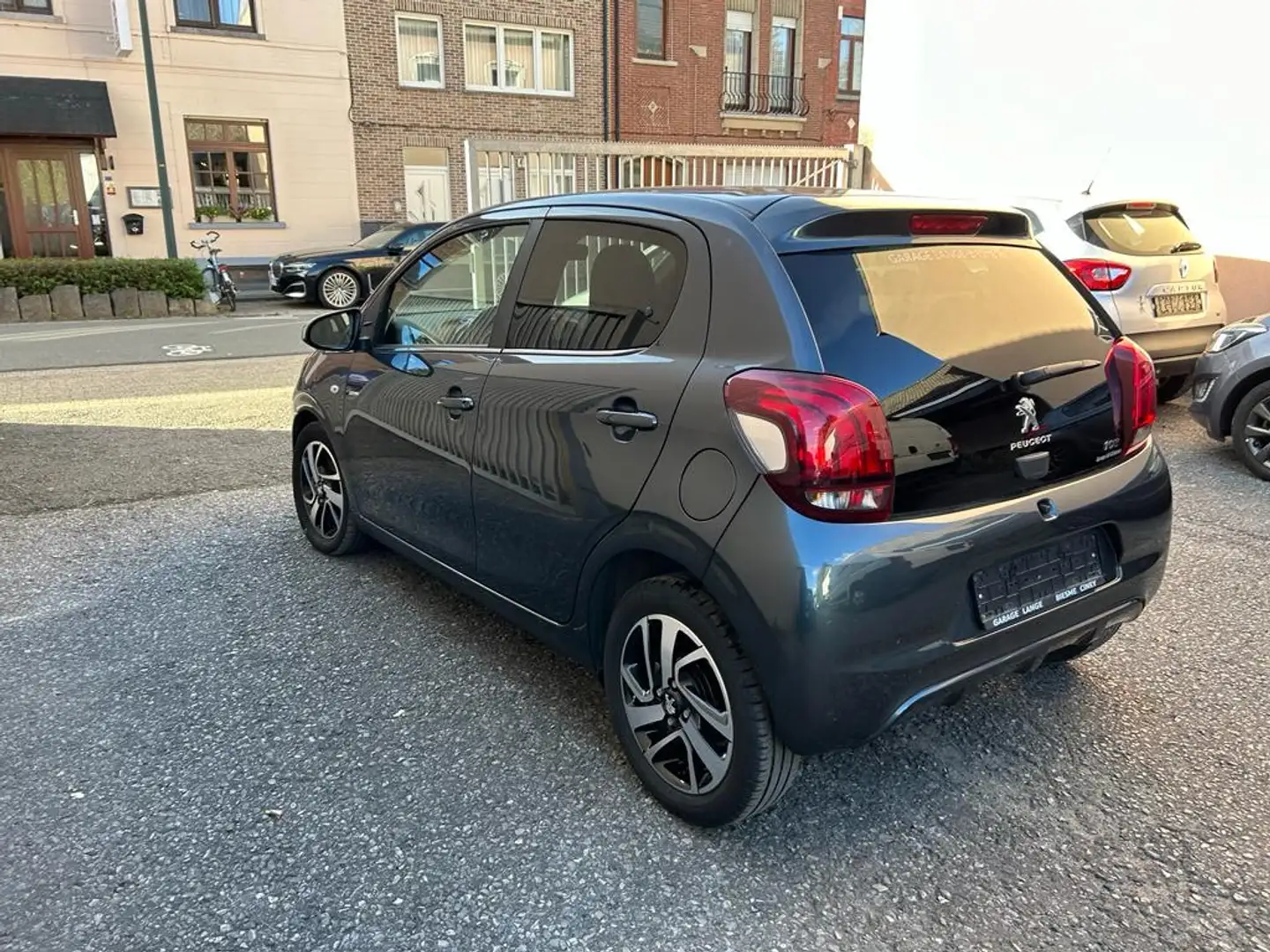 Peugeot 108 108 1.0 VTi Allure (EU6.2) 12 MOIS DE GARANTIE Grijs - 2