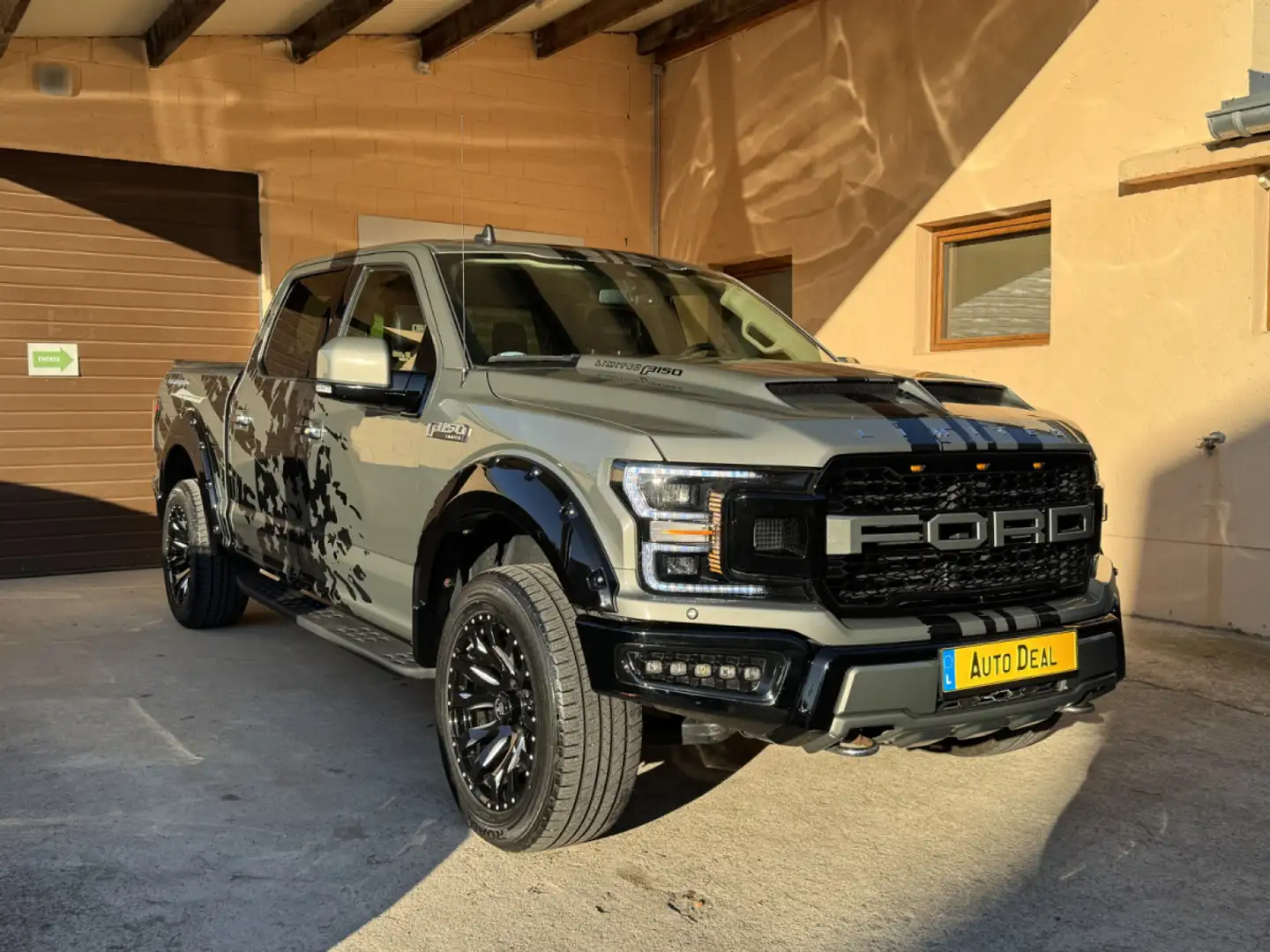 Ford F 150 Limited Texas Edition 5.0 V8 Gris - 1