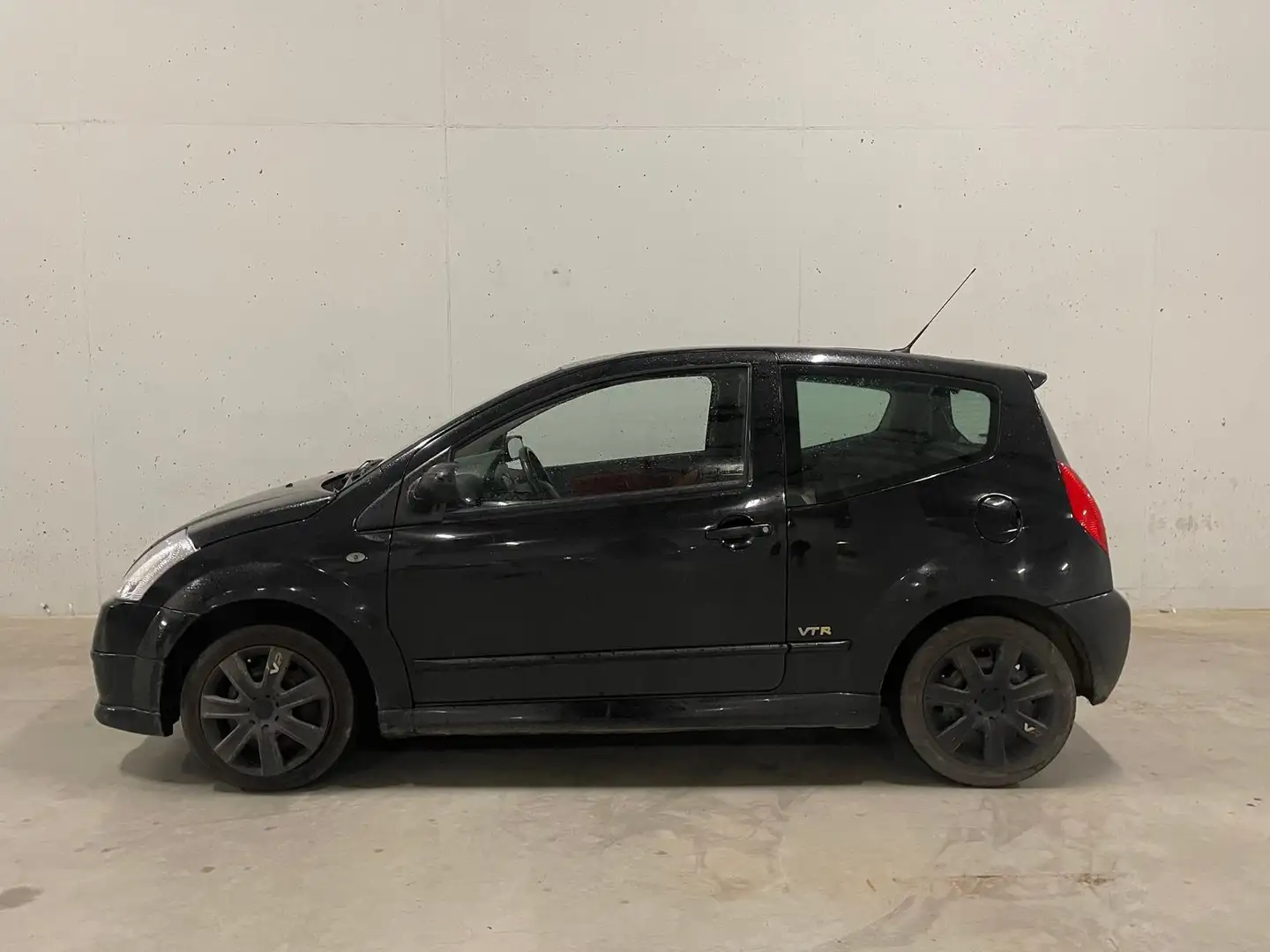 Citroen C2 1.4i VTR Nieuwe APK Cruise Control NAP Zwart - 2