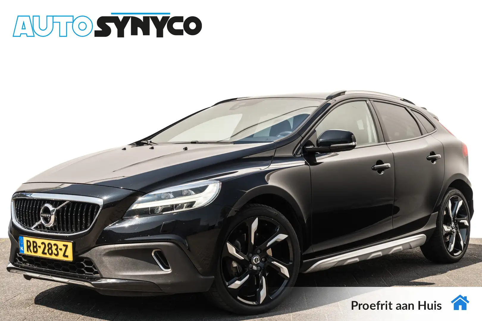 Volvo V40 Cross Country 2.0 D3 150 Pk Nordic+ I Panoramadak I Leder I Trek Zwart - 1