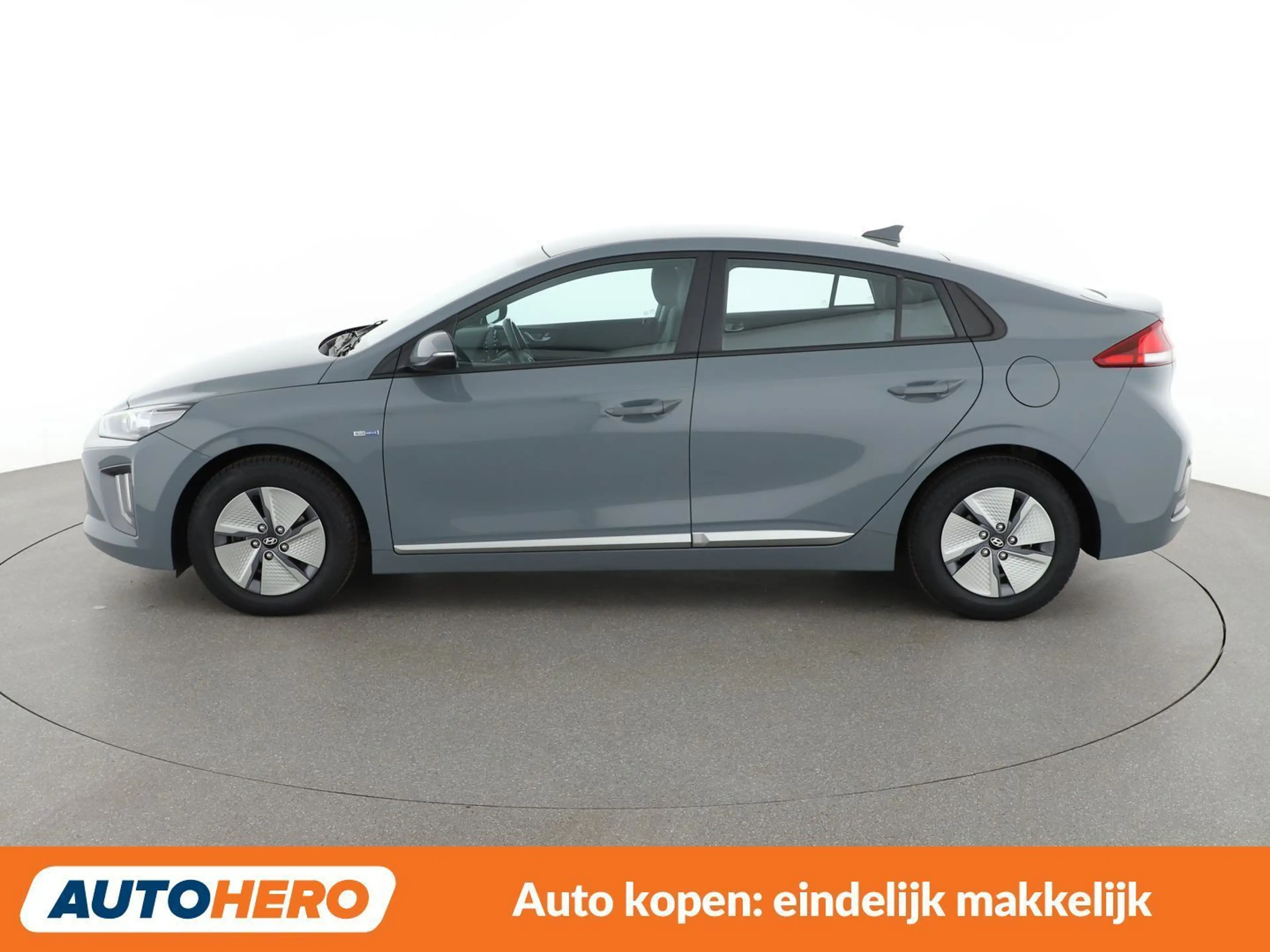 Hyundai IONIQ 1.6 Hybrid Prime — photo 3