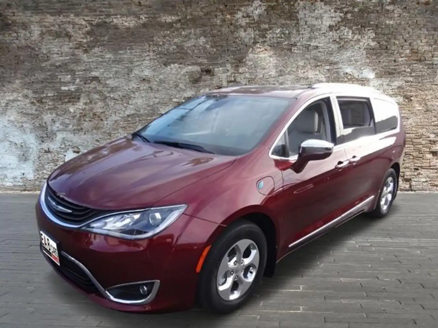 Chrysler Pacifica Hybrido 3.6L V6 Touring Rood - 1