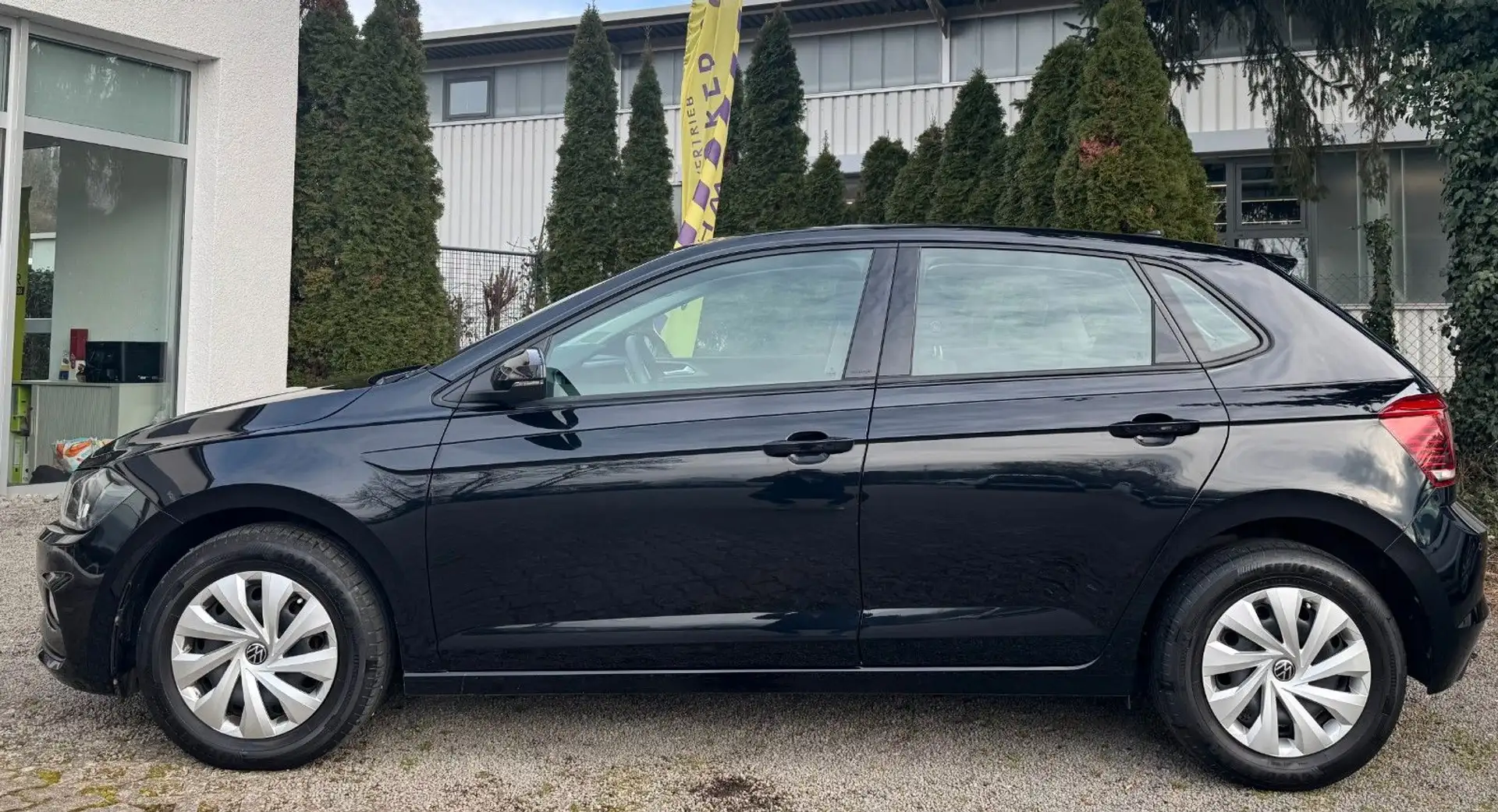 Volkswagen Polo VI*Comfortline*SH*BT*Tempomat* Noir - 2