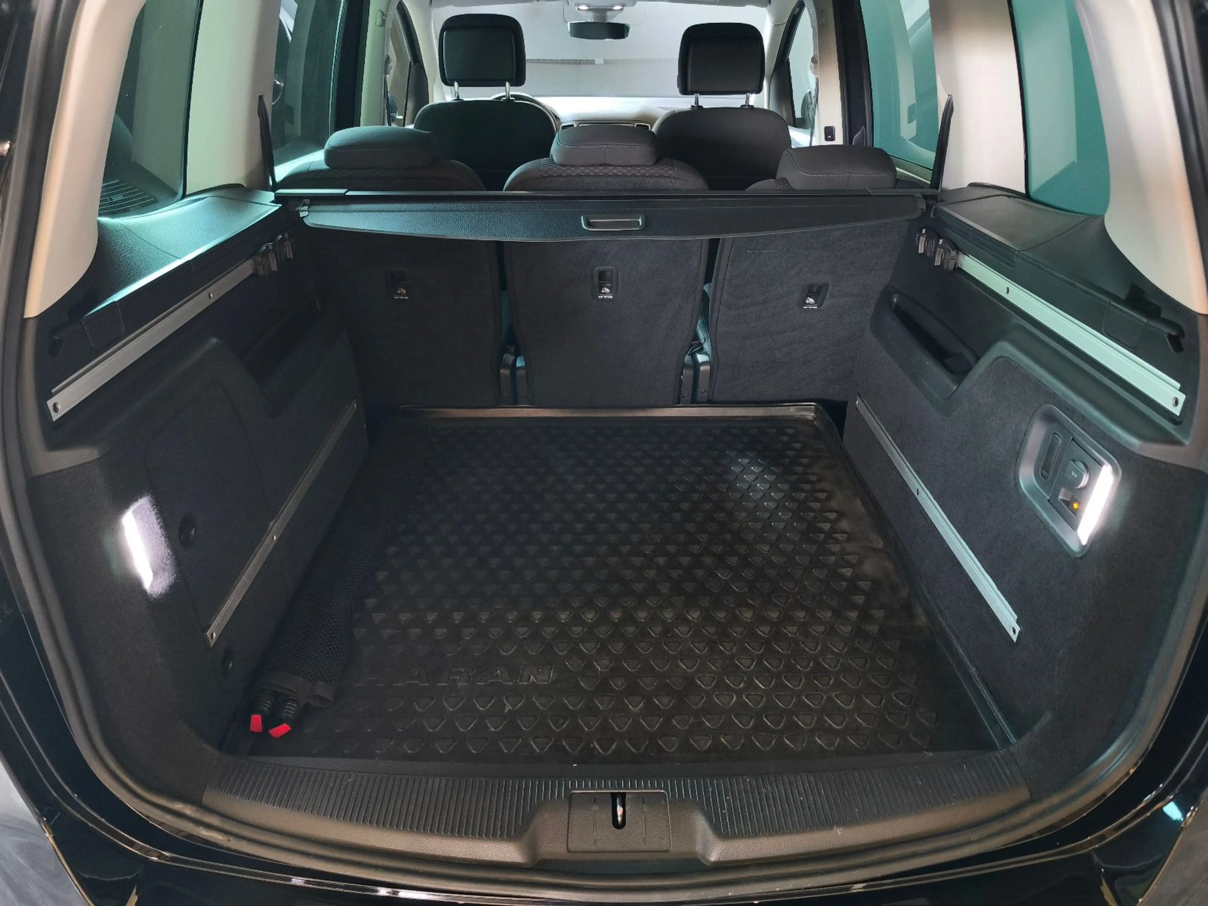 Volkswagen Sharan United 2.0 TDI 4Motion / Automatik — photo 17