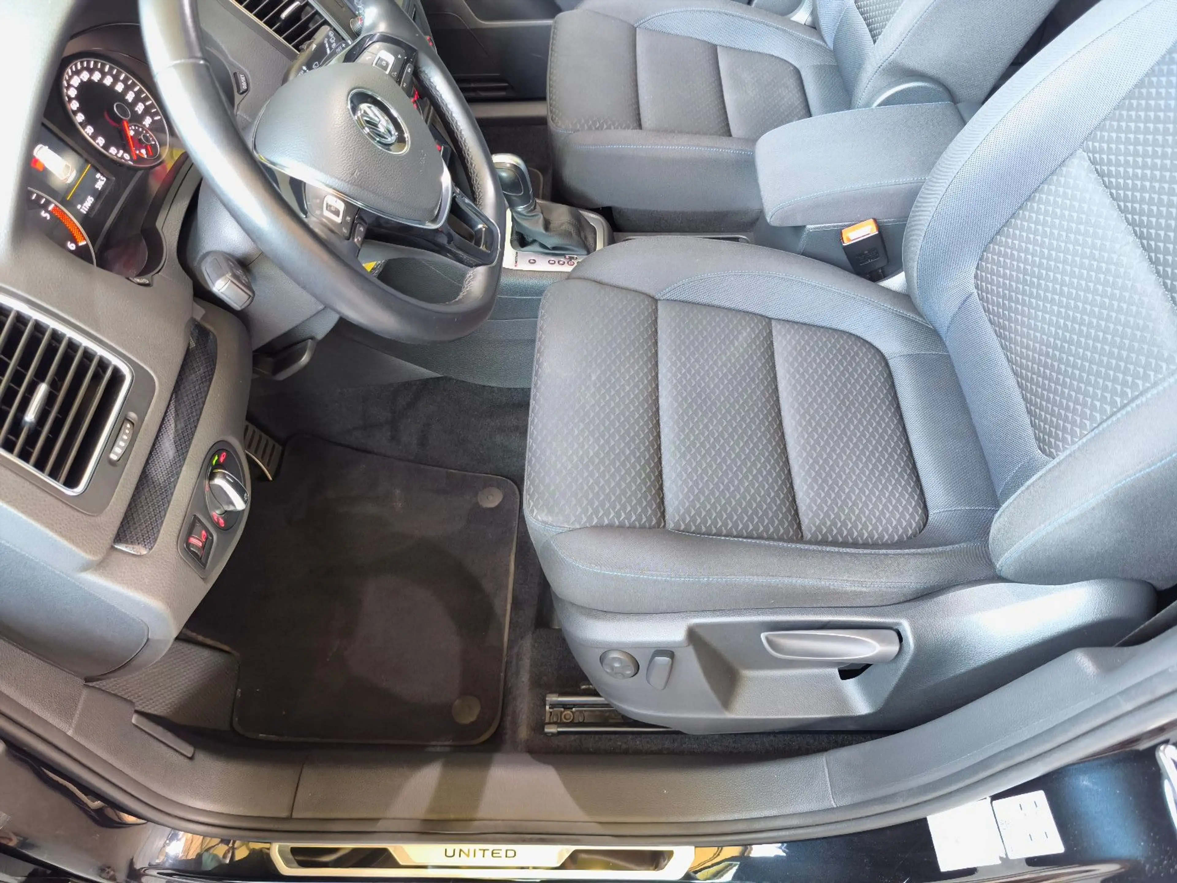 Volkswagen Sharan United 2.0 TDI 4Motion / Automatik — photo 8