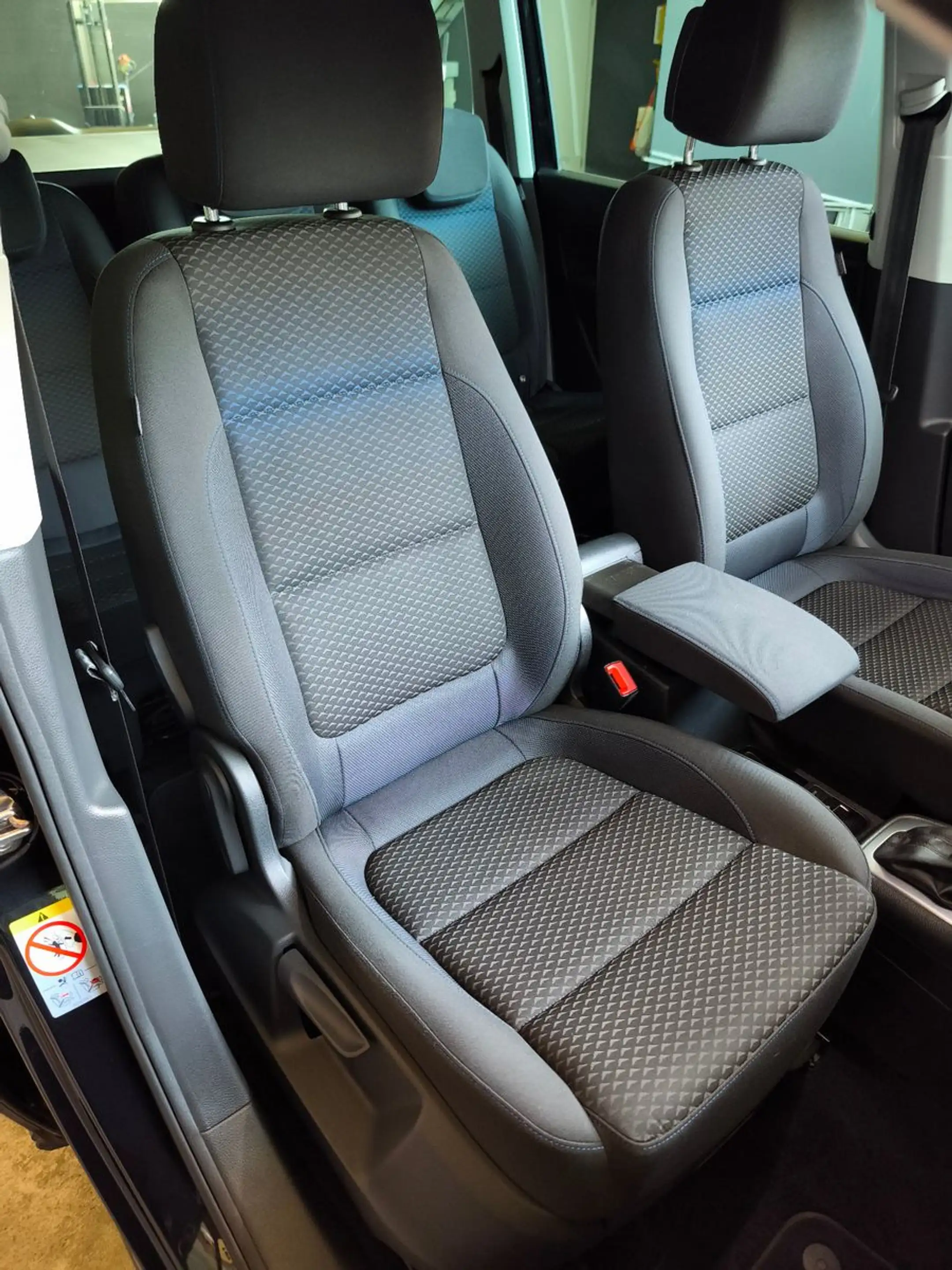 Volkswagen Sharan United 2.0 TDI 4Motion / Automatik — photo 14