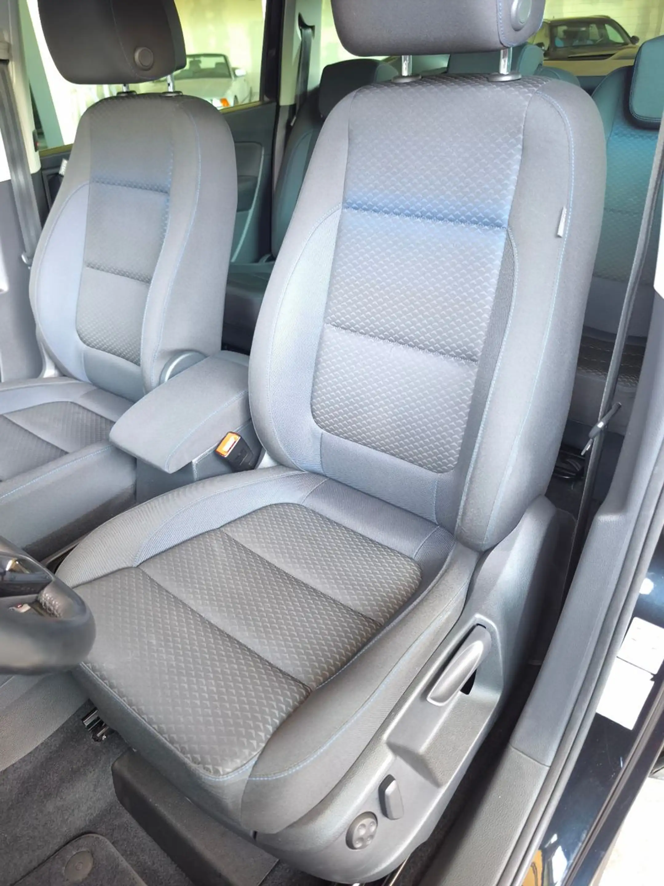 Volkswagen Sharan United 2.0 TDI 4Motion / Automatik — photo 9