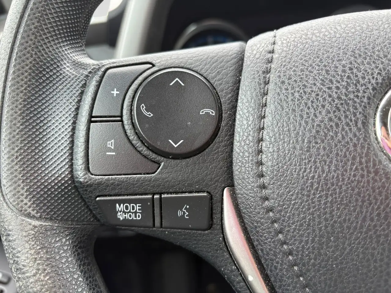 Toyota RAV 4 photo Toyota RAV 4