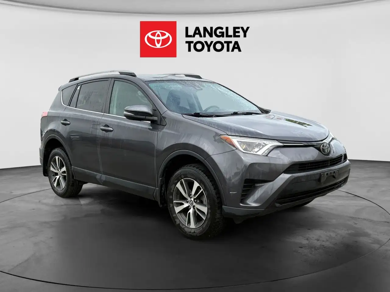 Toyota RAV 4 photo Toyota RAV 4