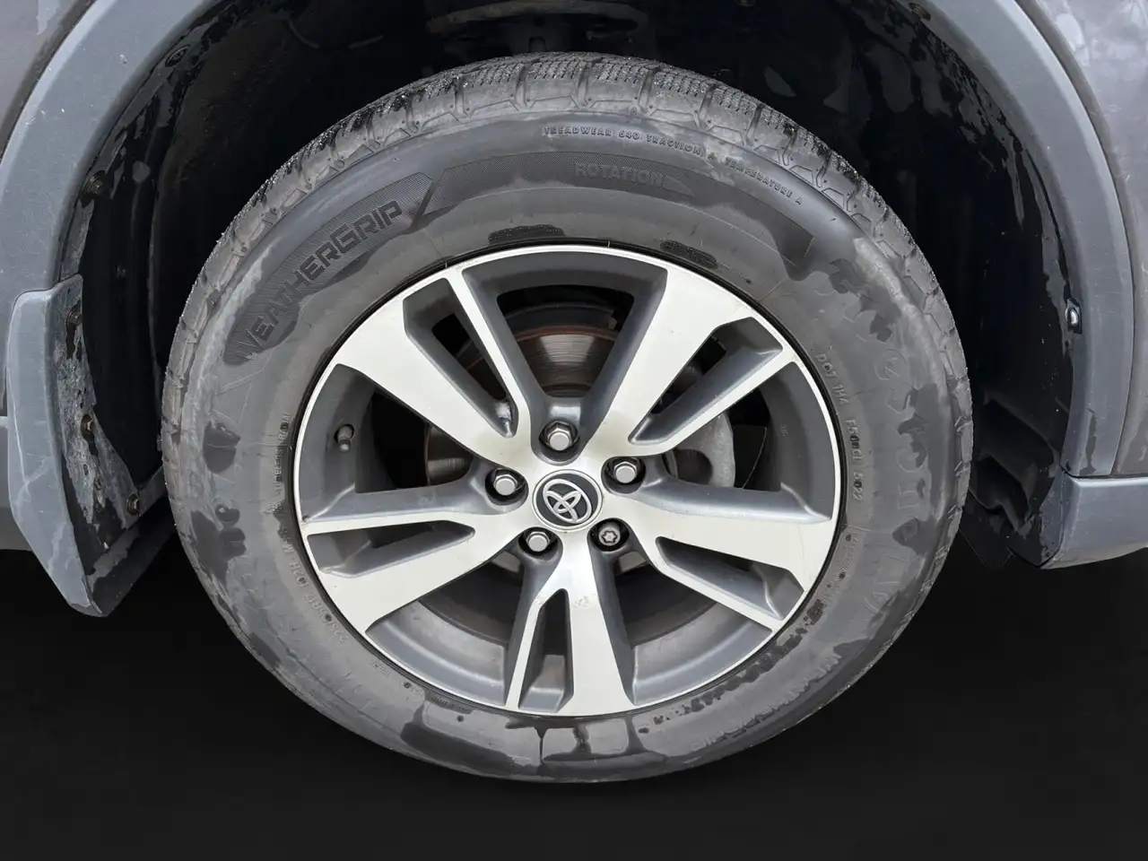 Toyota RAV 4 photo Toyota RAV 4