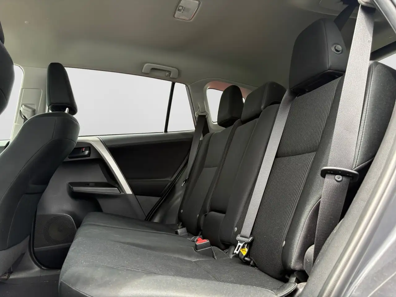 Toyota RAV 4 photo Toyota RAV 4