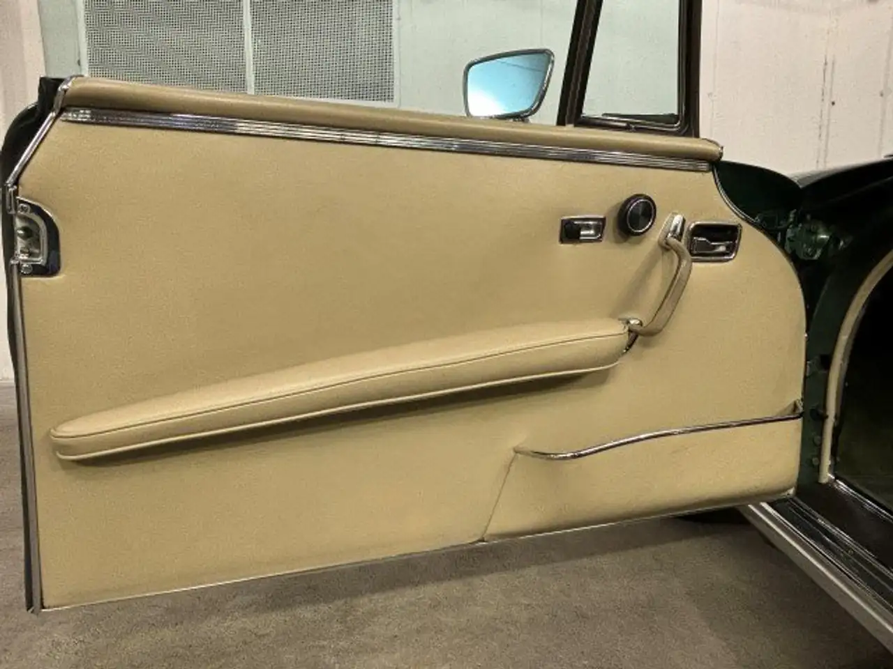 Mercedes-Benz 280SE 3.5 Cabriolet, foto 10