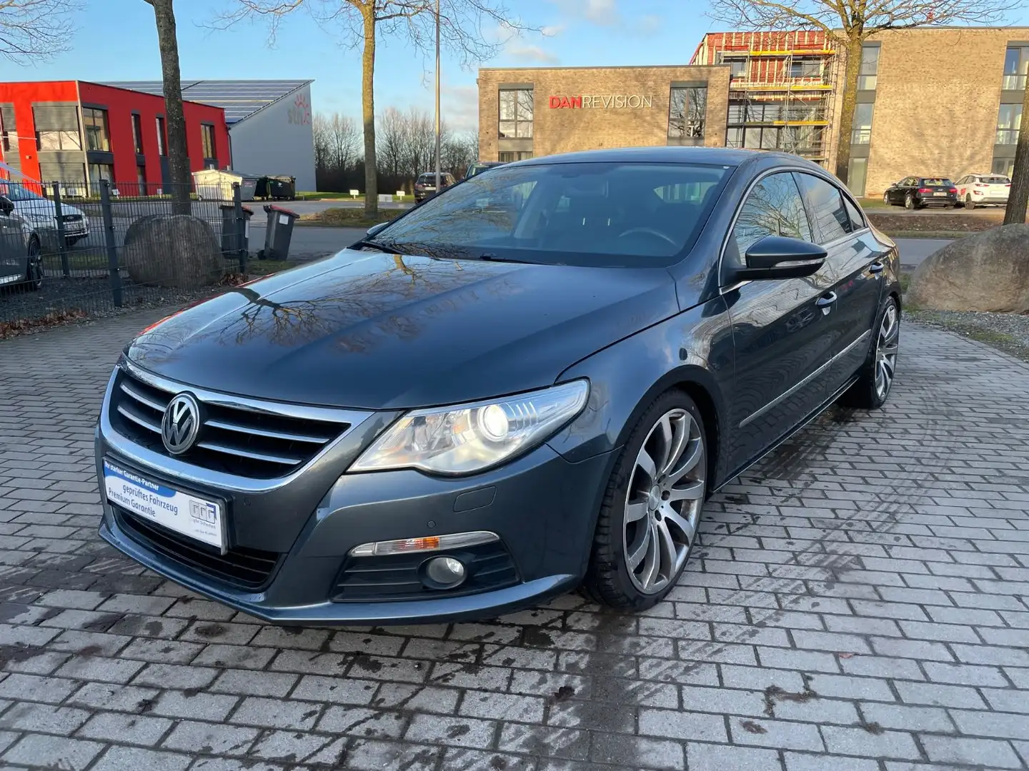 Volkswagen Passat CC 2.0 Basis Xenon S-Heft PDC Sport 19" Gris - 1