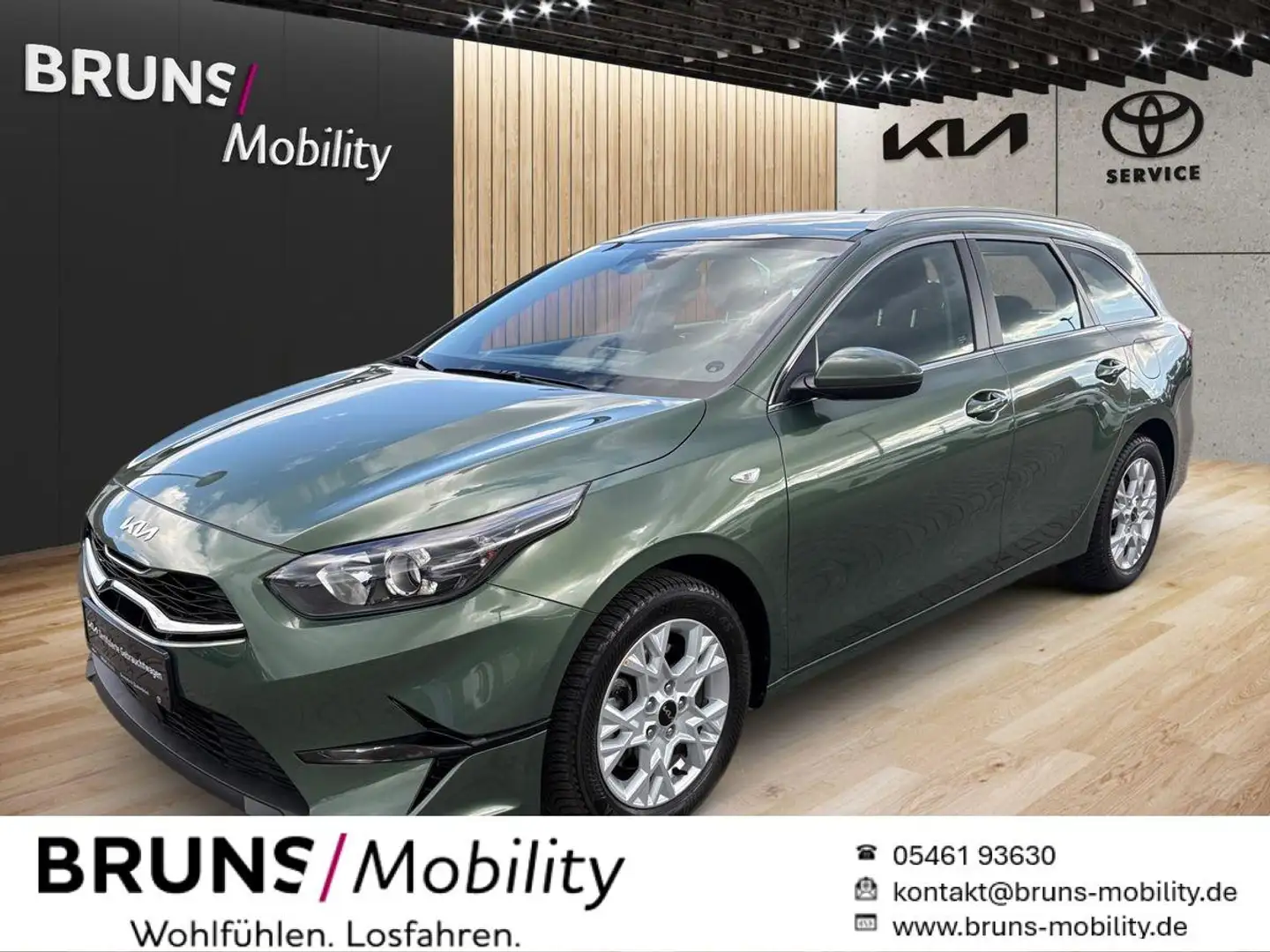 Kia Ceed SW / cee'd SW 1.5 Vision + Komfort-Paket Navi Groen - 1