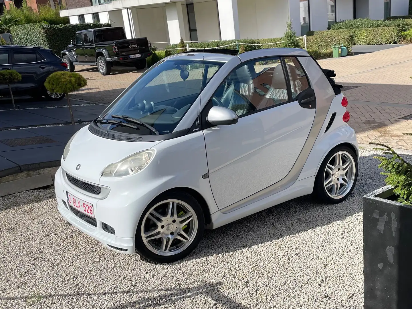 smart brabus Fortwo cabrio Beyaz - 1