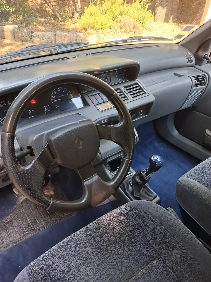 Renault Clio 2.0i Williams, foto 3
