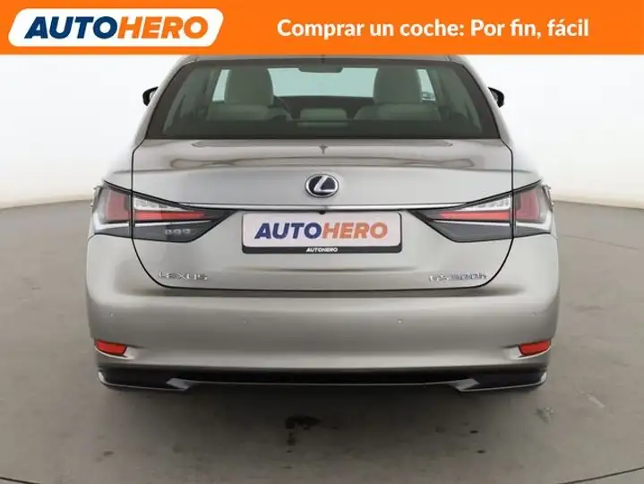 Lexus GS300 2018, foto 5
