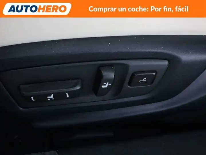 Lexus GS300 2018, foto 28