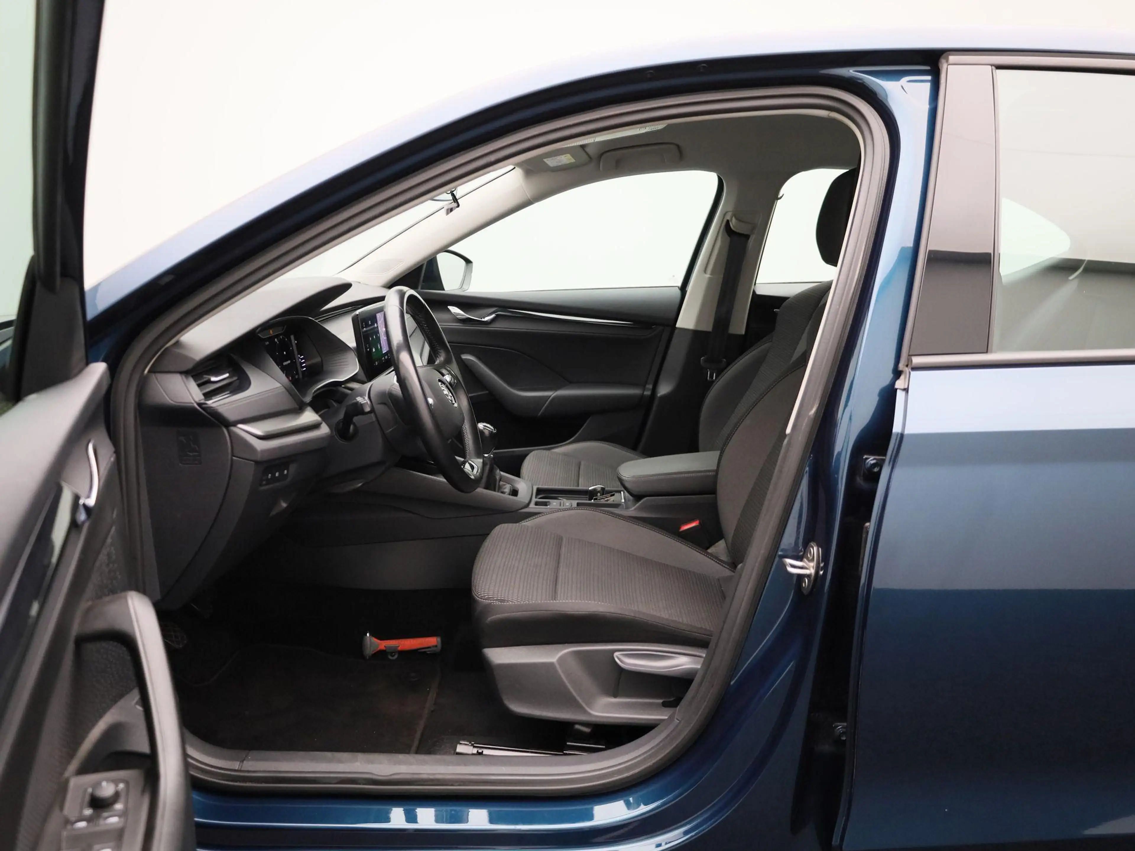 Skoda Octavia 1.0 TSI Business Edition | Apple Carplay / Android — photo 10