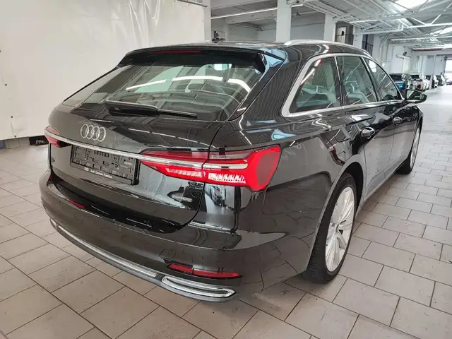 Audi A6 view 4