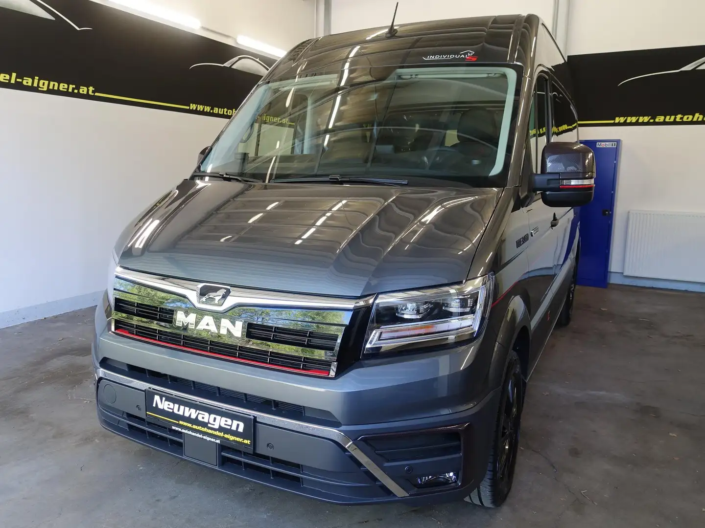 MAN TGE TGE 3.180 Kombi L2H2 Aut. Grau - 1