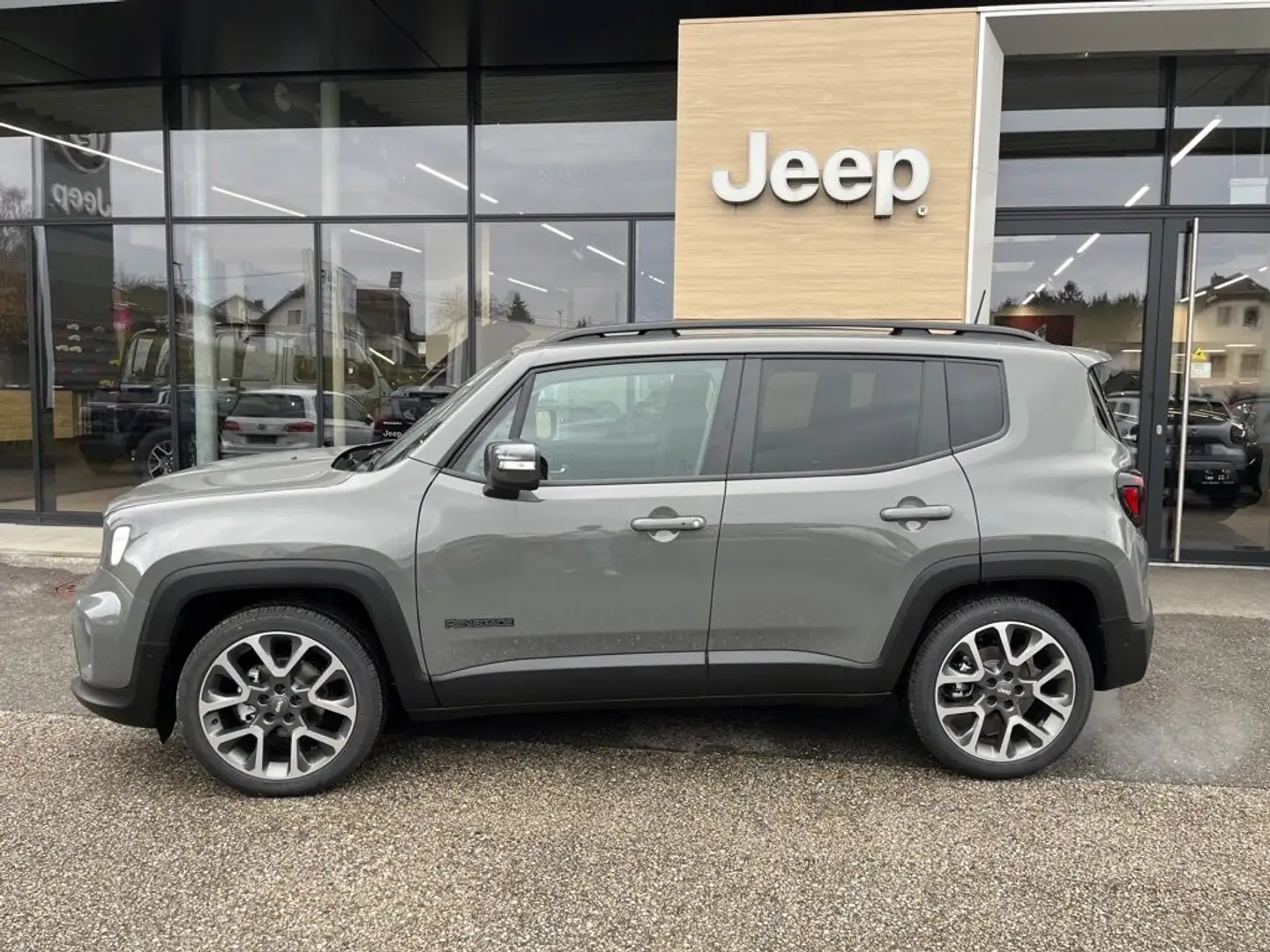 Jeep Renegade 1.6 Multijet II FWD 6MT S Grau - 2