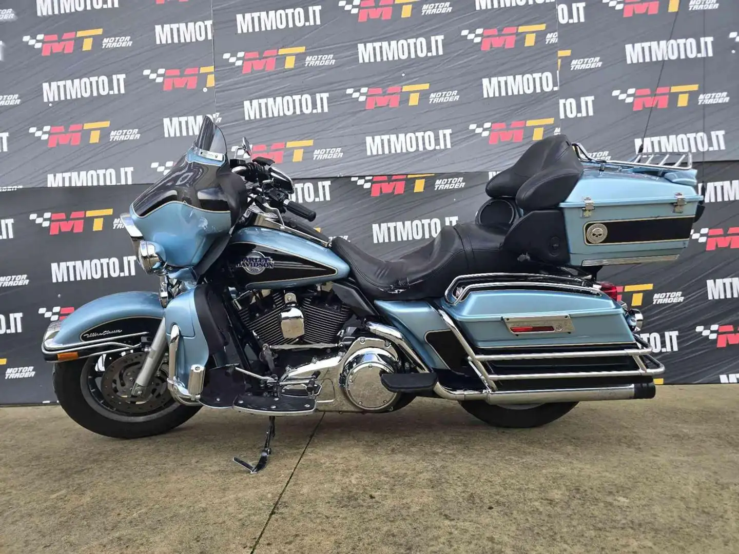 Harley-Davidson Ultra Classic Video 360 Modrá - 2