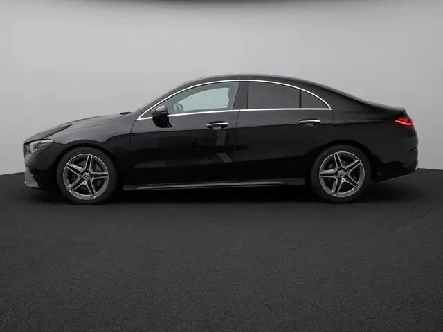 Mercedes-Benz Cla Class view 11