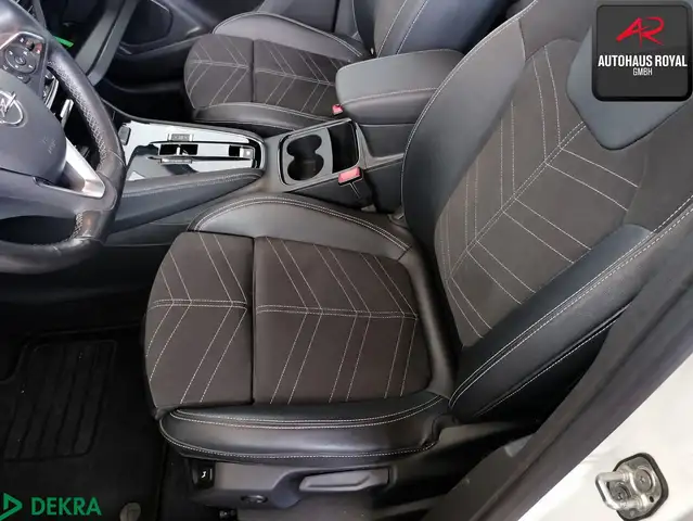 Opel Grandland X view 6