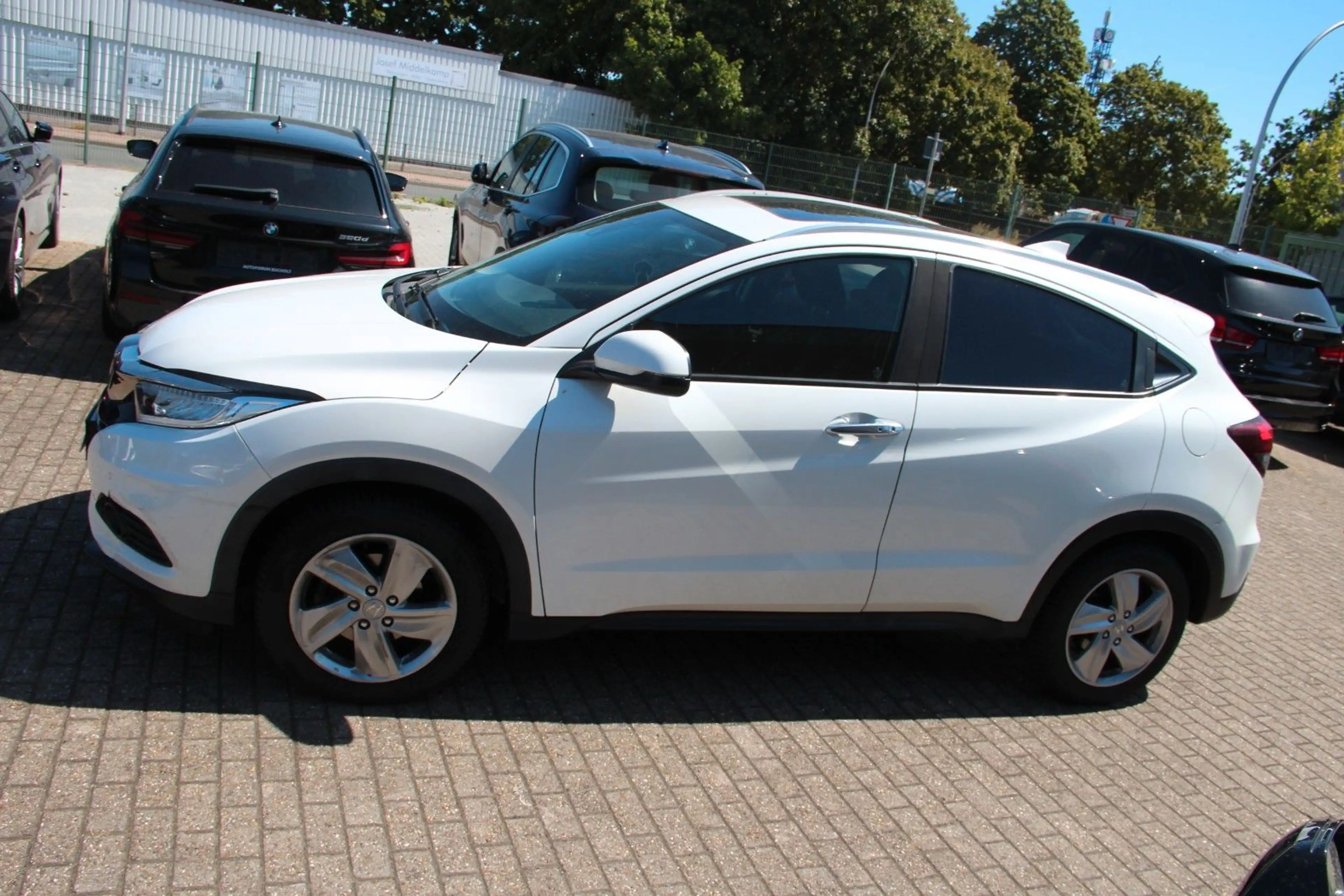 Honda HR-V Executive, LED, PANO, SHZ, RFK — photo 3