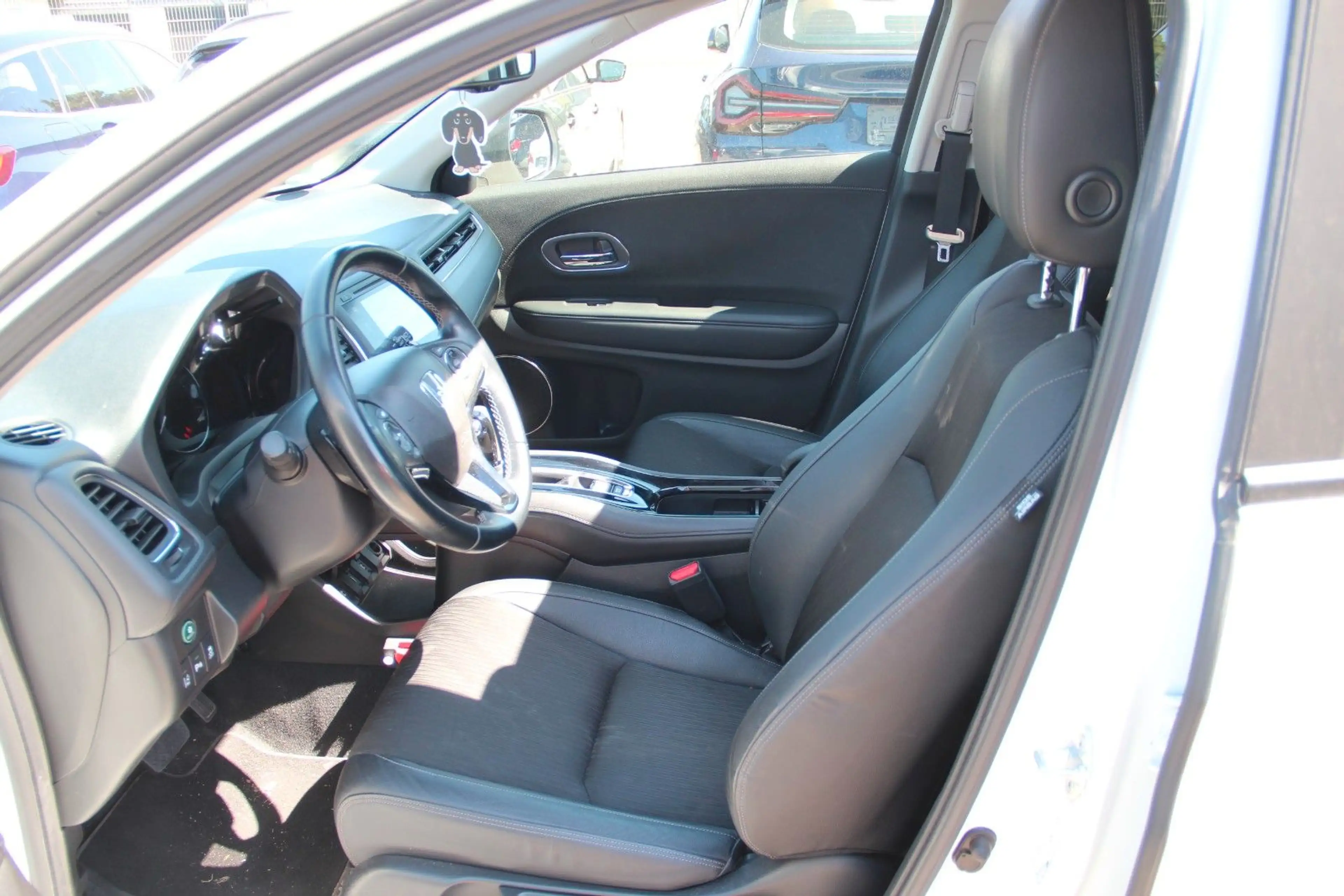 Honda HR-V Executive, LED, PANO, SHZ, RFK — photo 9