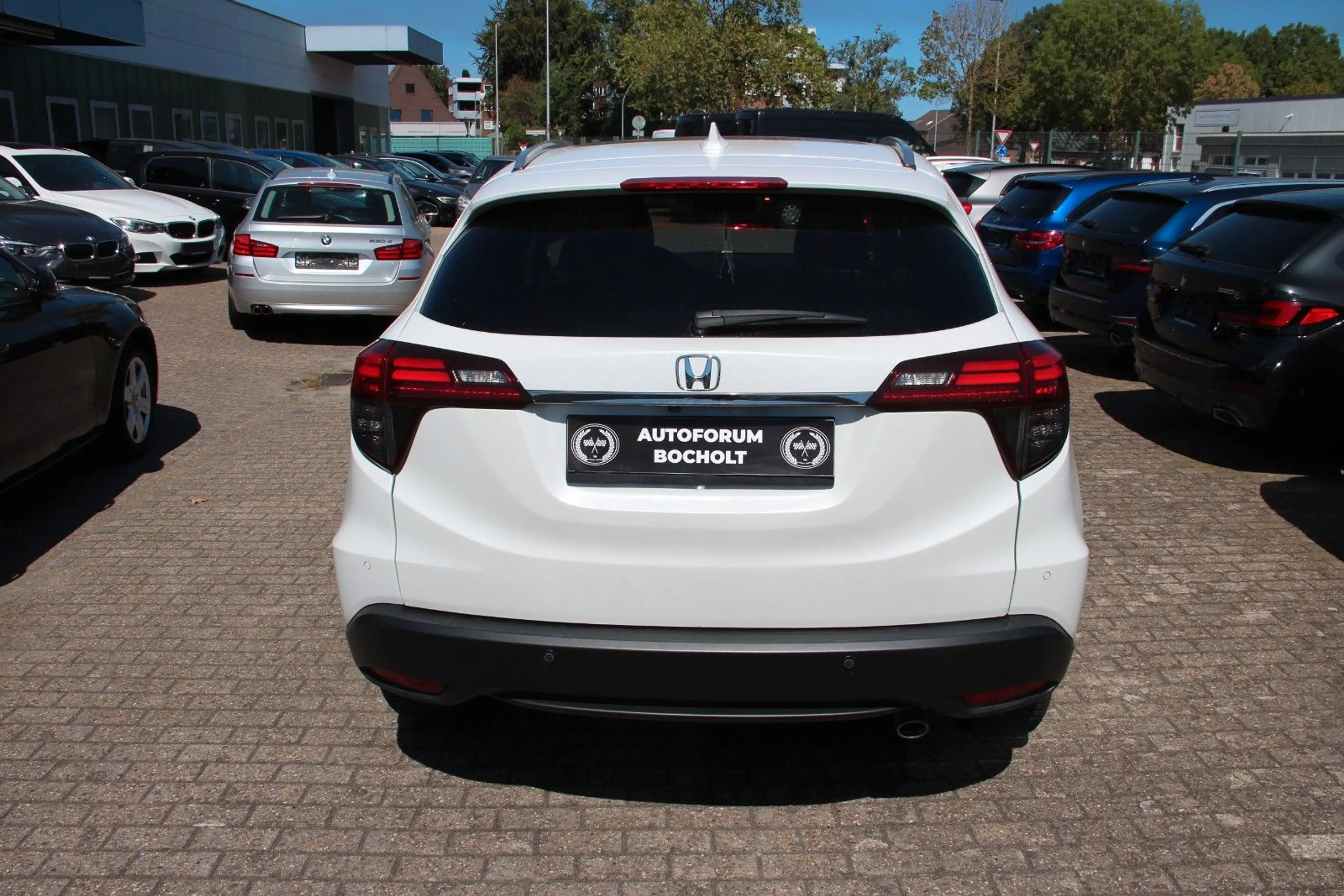 Honda HR-V Executive, LED, PANO, SHZ, RFK — photo 5