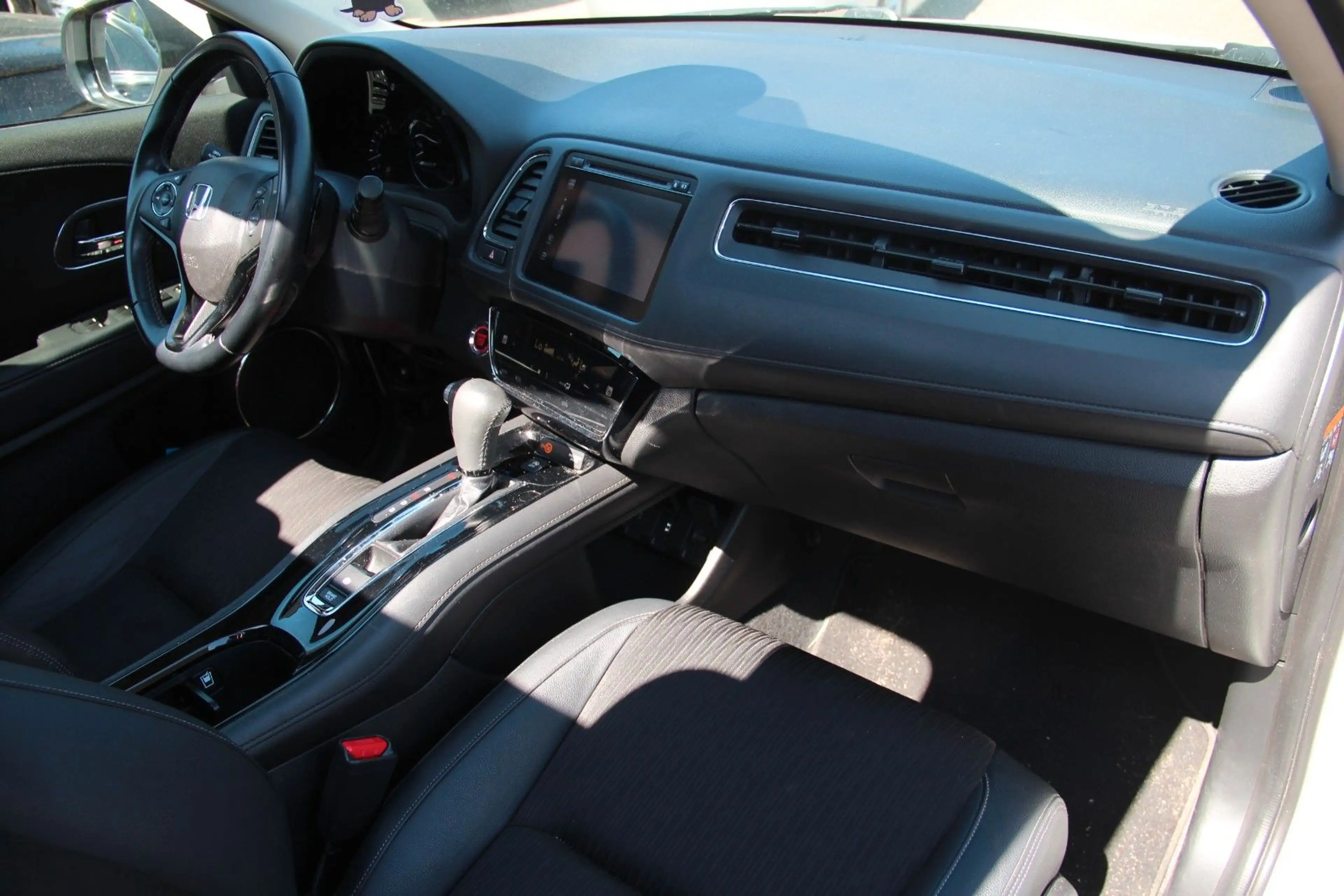 Honda HR-V Executive, LED, PANO, SHZ, RFK — photo 13