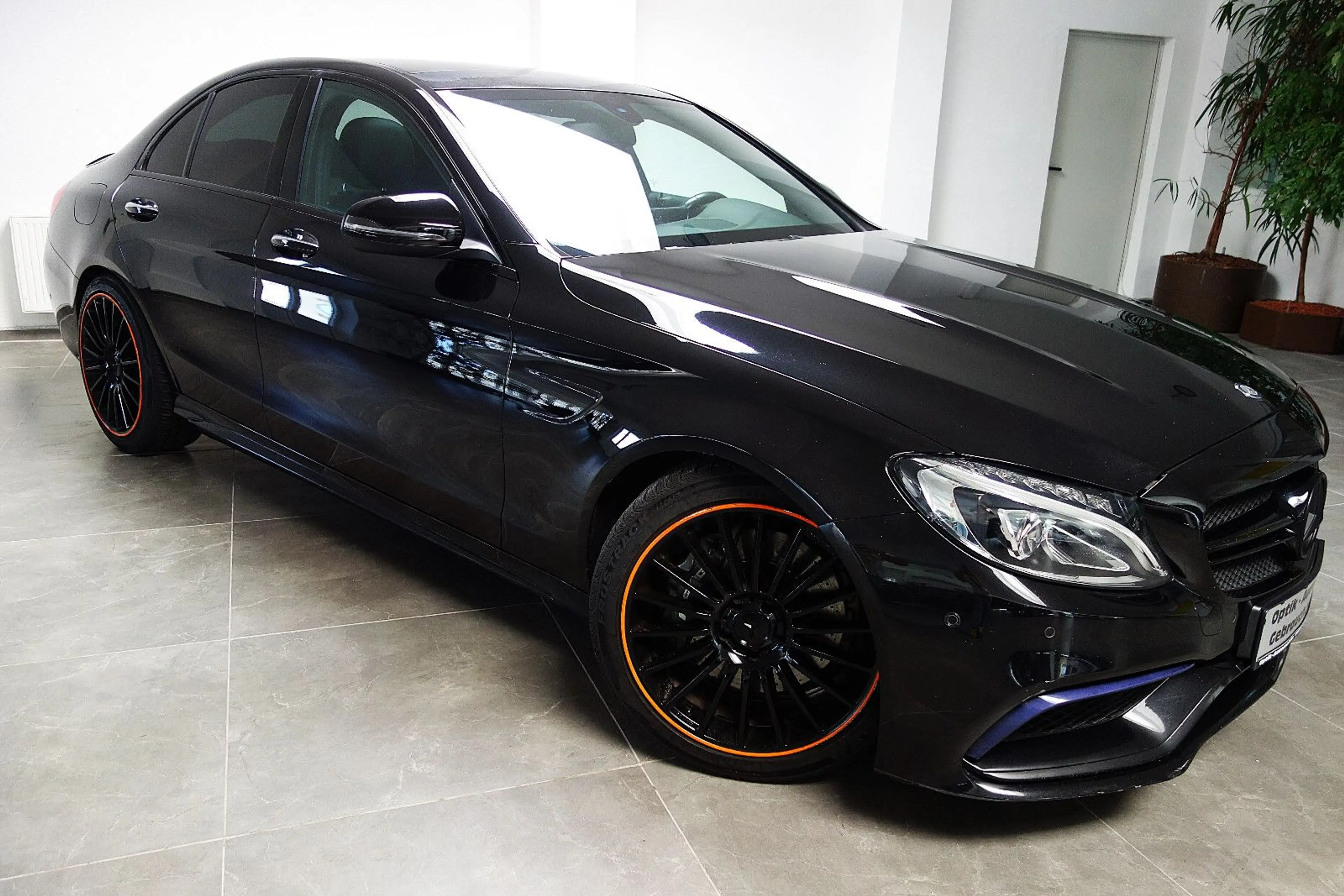 Mercedes-Benz C 63 AMG C63 AMG Performance Lim. Pano/Klappenauspuf/19Zo — photo 2